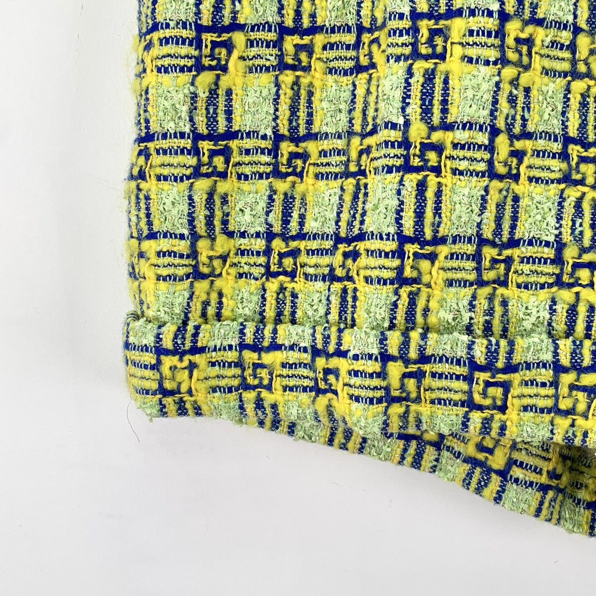 Gucci Gucci 23 Style Light Green Plaid Woven Tweed Shorts K26WX Size 25" / US 0 / IT 36 - 4 Thumbnail