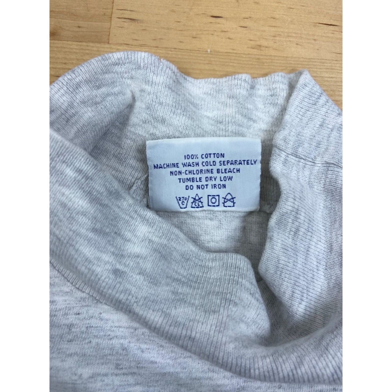 Velva Sheen VINTAGE Velva Sheen Long Sleeve Shirt Mens M Gray-American Eagle USA #8602 Size US M / EU 48-50 / 2 - 5 Thumbnail