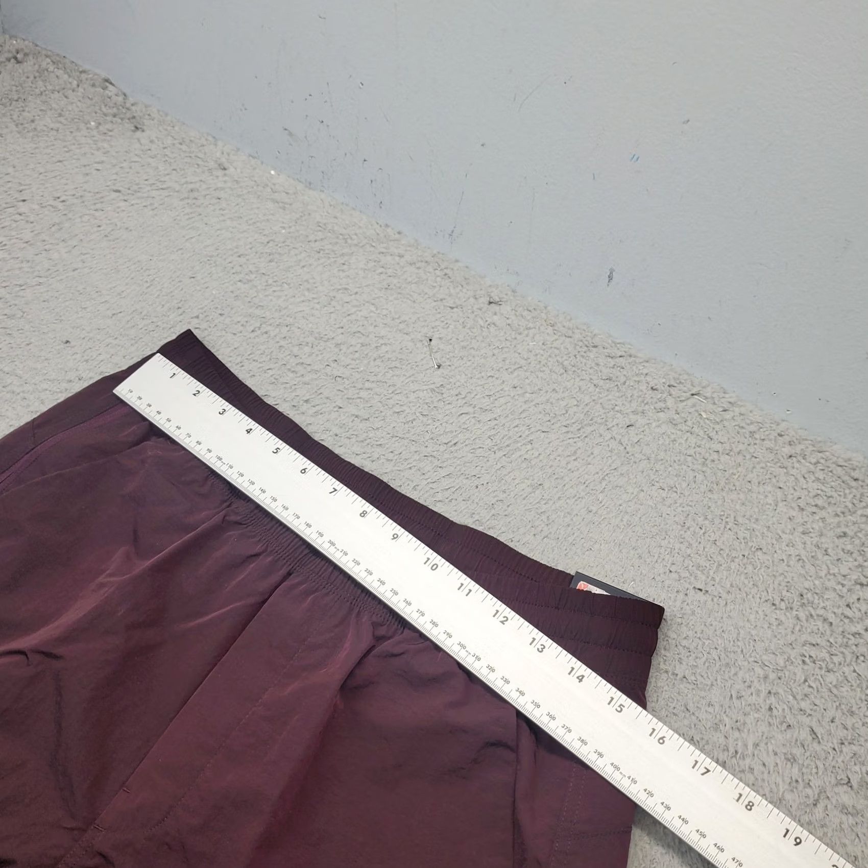 Vintage VRST Mens M Burgundy All-In Unlined Shorts Athletic Comfort Water Repellent UPF 50+ Pockets Size US 31 - 3 Thumbnail