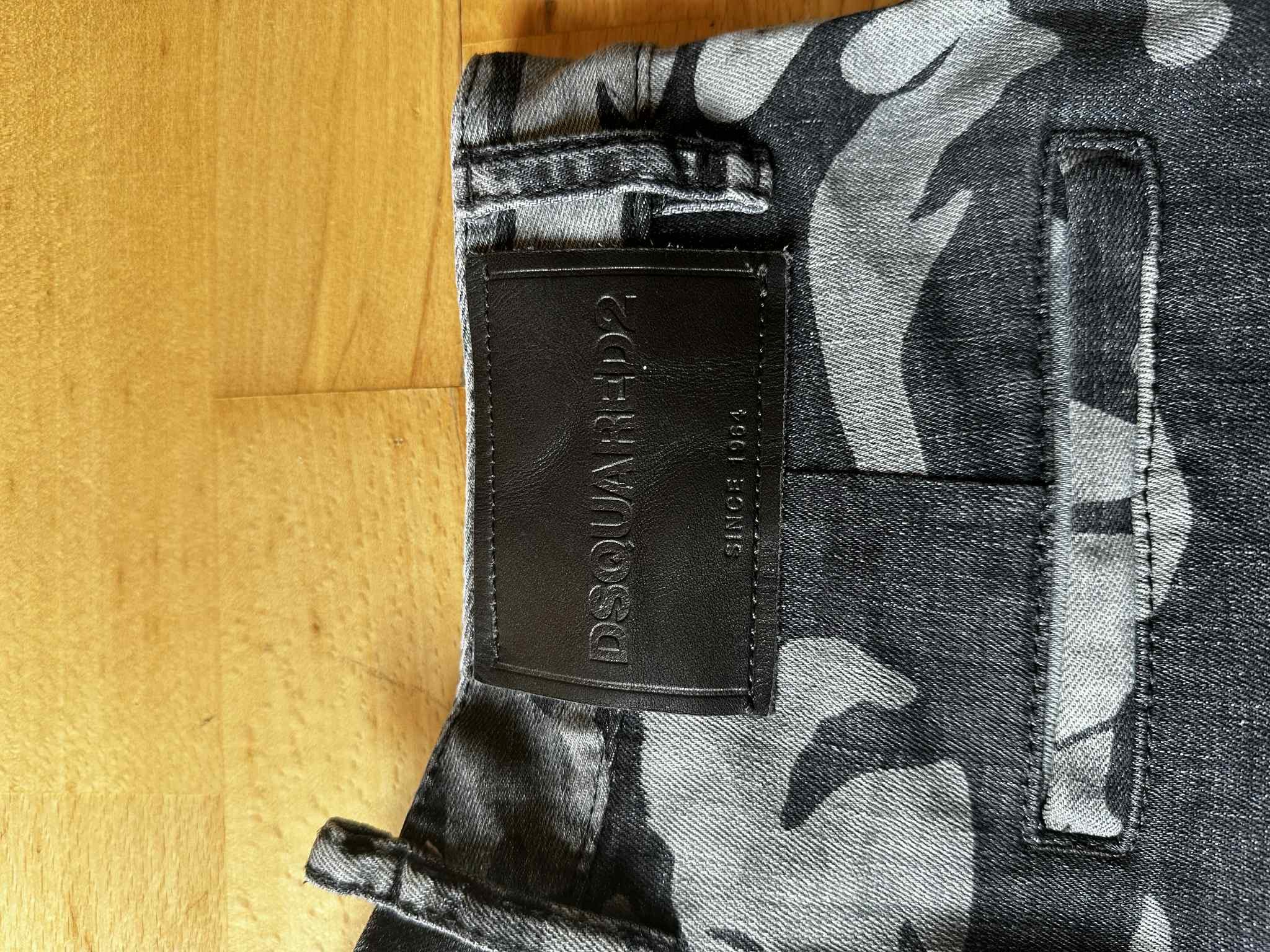 Dsquared2 dsquared2 cargo pants ultra baggy rare Size 28" / US 6 / IT 42 - 8 Thumbnail