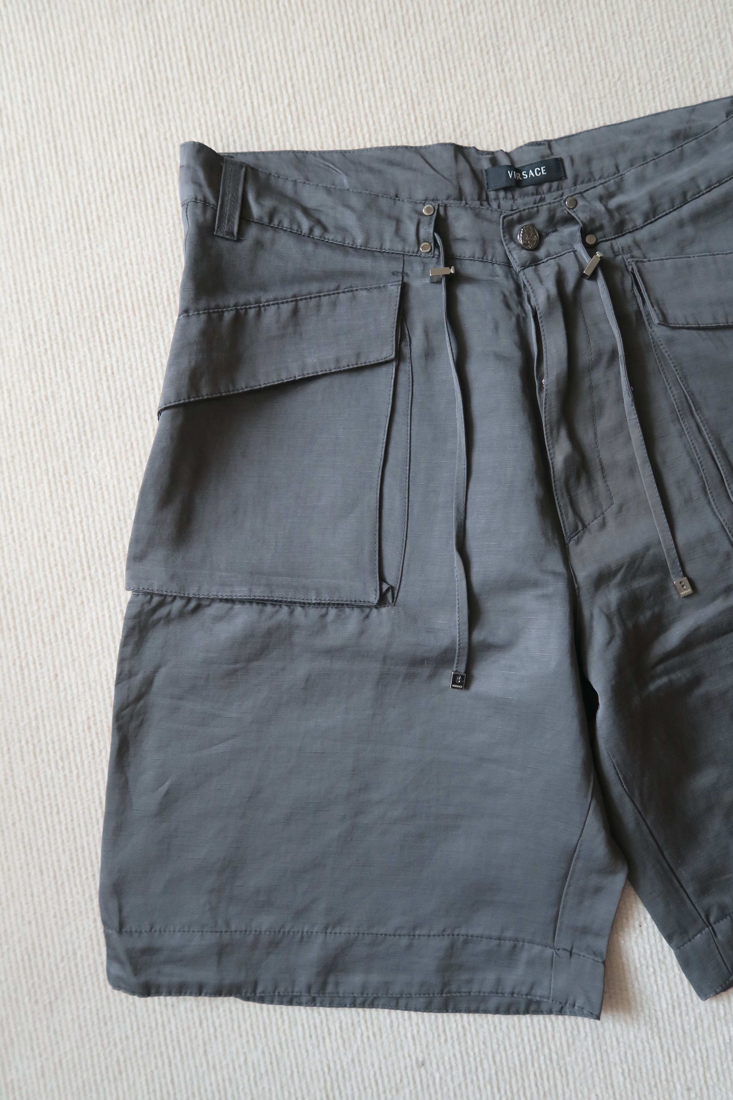 Versace Versace Coated Linen Blend Shorts Size US 36 / EU 52 - 2 Thumbnail