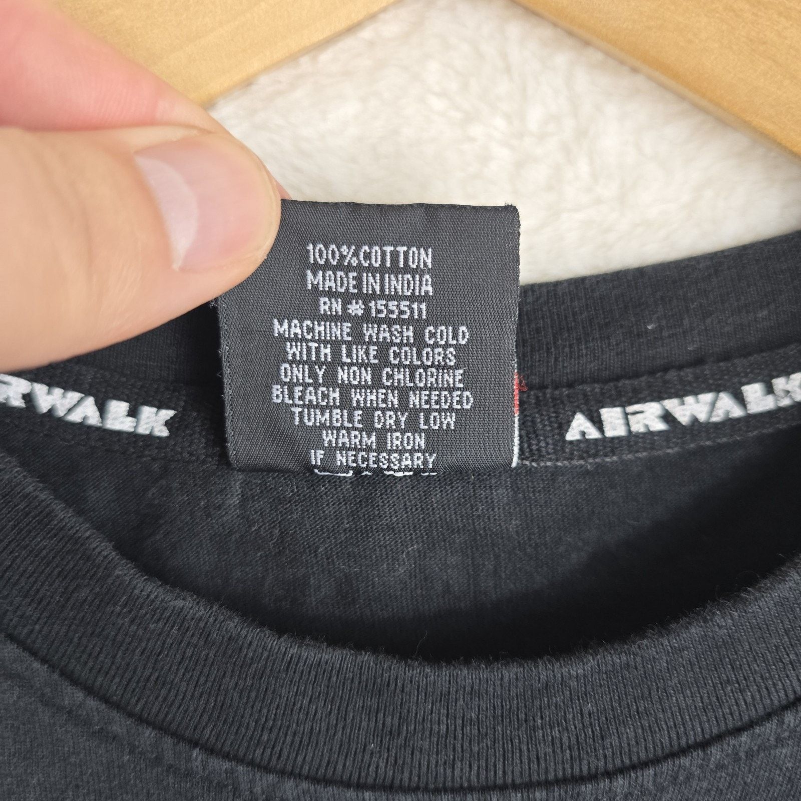 Airwalk Vintage Airwalk Puff Print Logo Shirt Size Small Y2K Skater Size US S / EU 44-46 / 1 - 6 Thumbnail