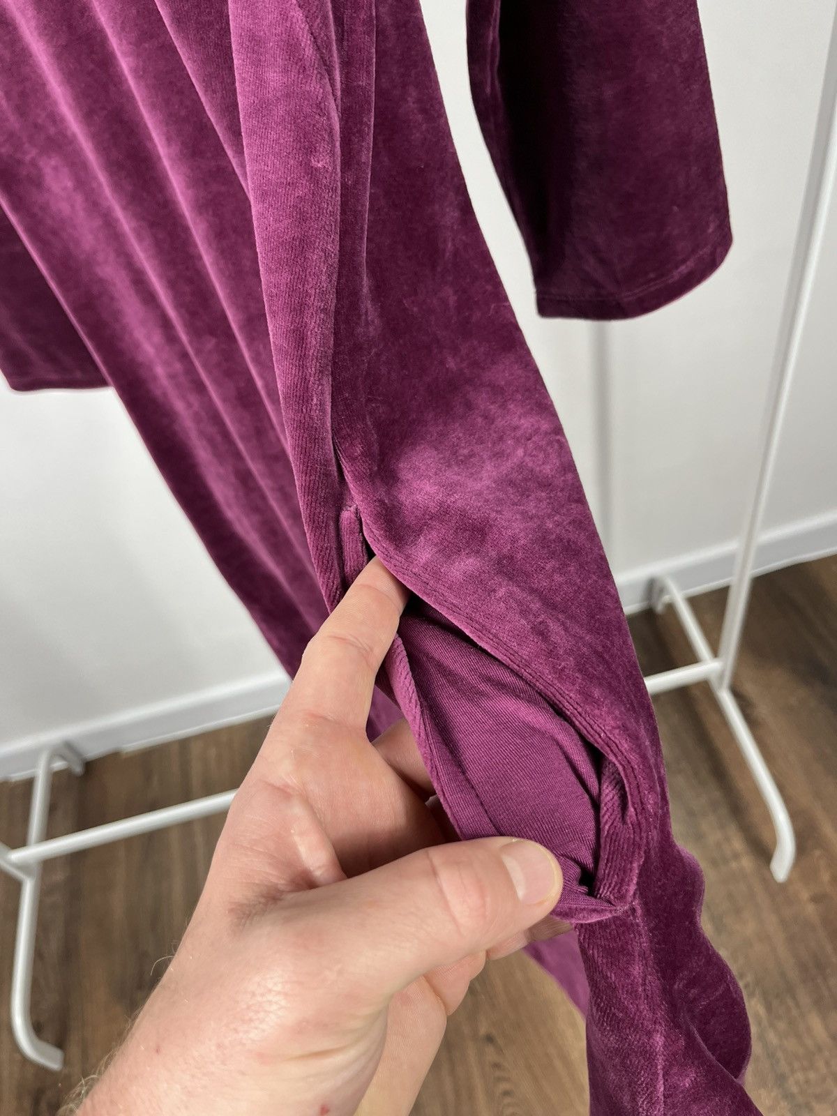 Gudrun Sjoden Gudrun Sjoden Purple Velour Midi Dress V-Neck Long Sleeve S Size S / US 4 / IT 40 - 6 Thumbnail