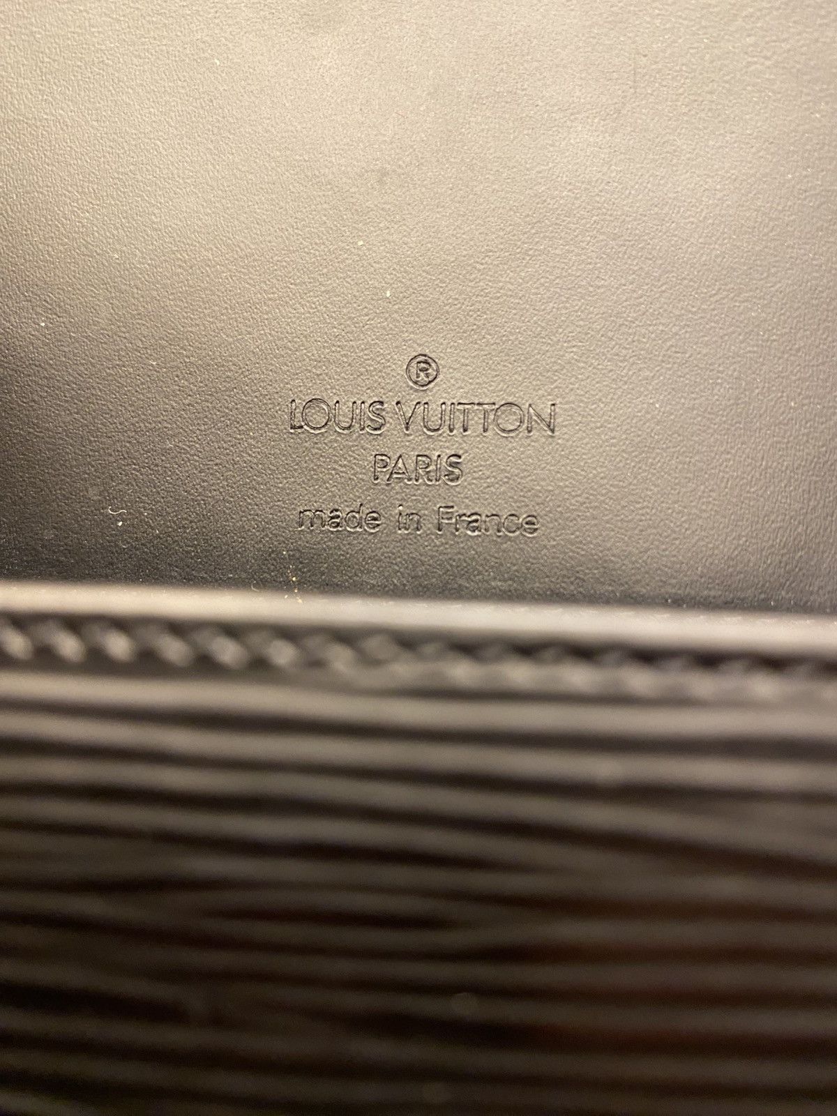 Louis Vuitton LOUIS VUITTON BLACK LEATHER HANDBAG Size ONE SIZE - 4 Thumbnail