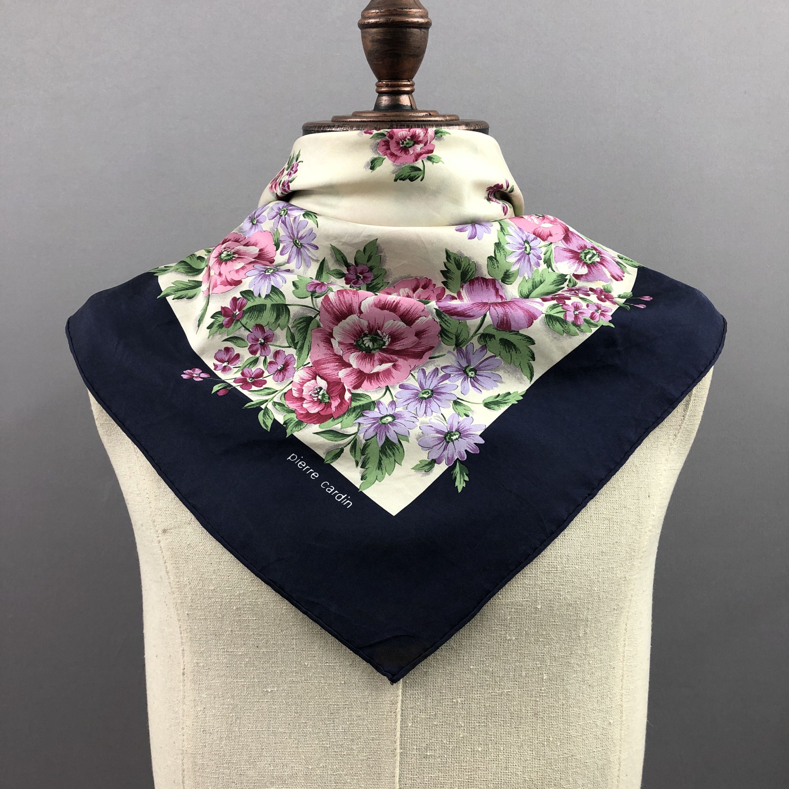 Pierre Cardin × Vintage Vintage Pierre Cardin SILK Scarf Twill Stole Wraps Scarves Size ONE SIZE - 17 Thumbnail