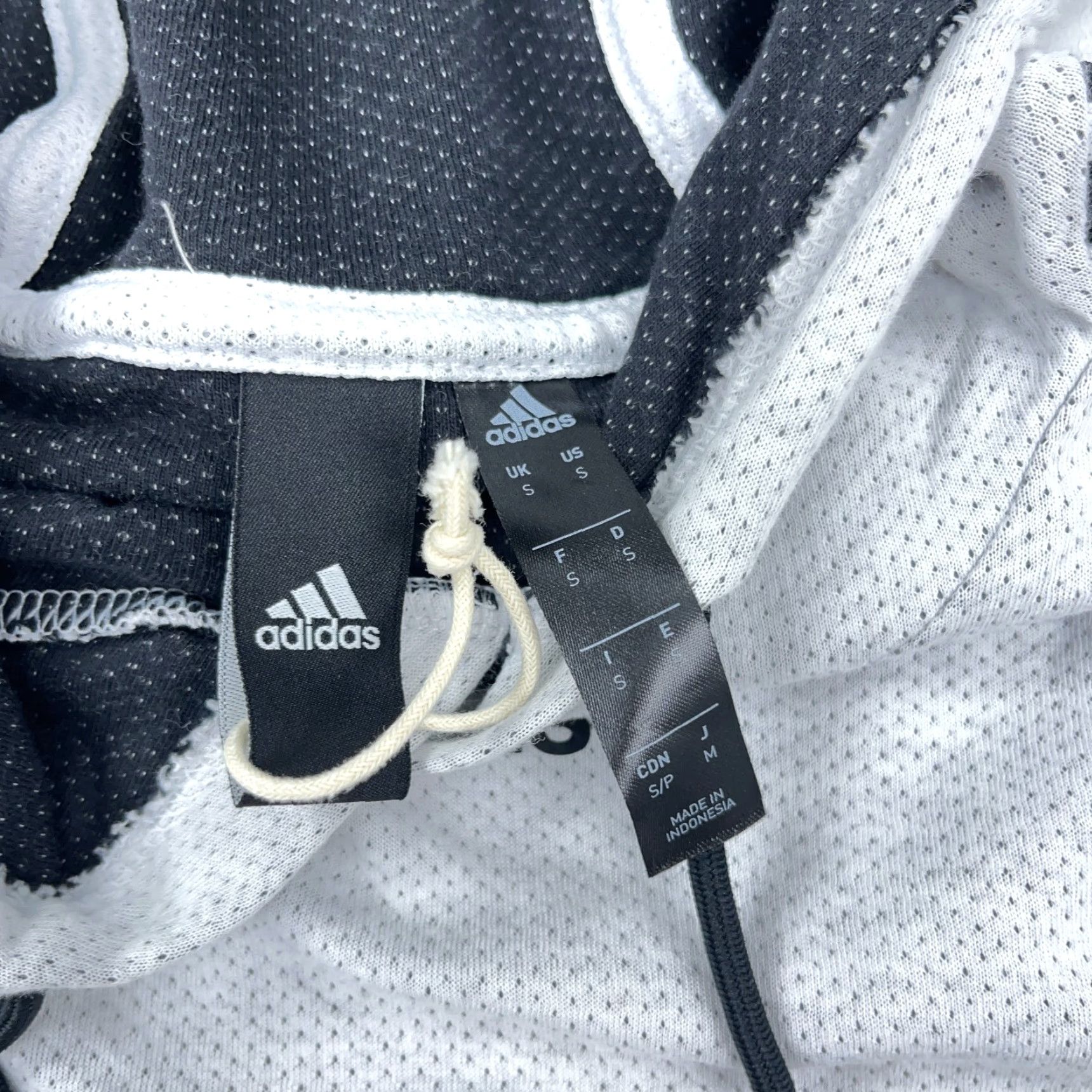 Adidas Adidas Hoodie Women Small Gray Black Sweatshirt Pullover Logo Hooded Activewear Casual Regular Size S - Gray Size S / US 4 / IT 40 - 7 Thumbnail