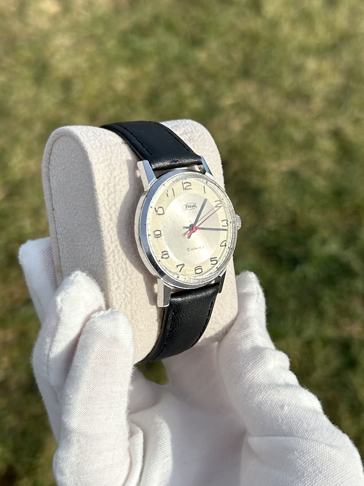 Vintage Vintage Watch Zim Soviet USSR Mechanical Authentic 1980s Size ONE SIZE - 9 Thumbnail