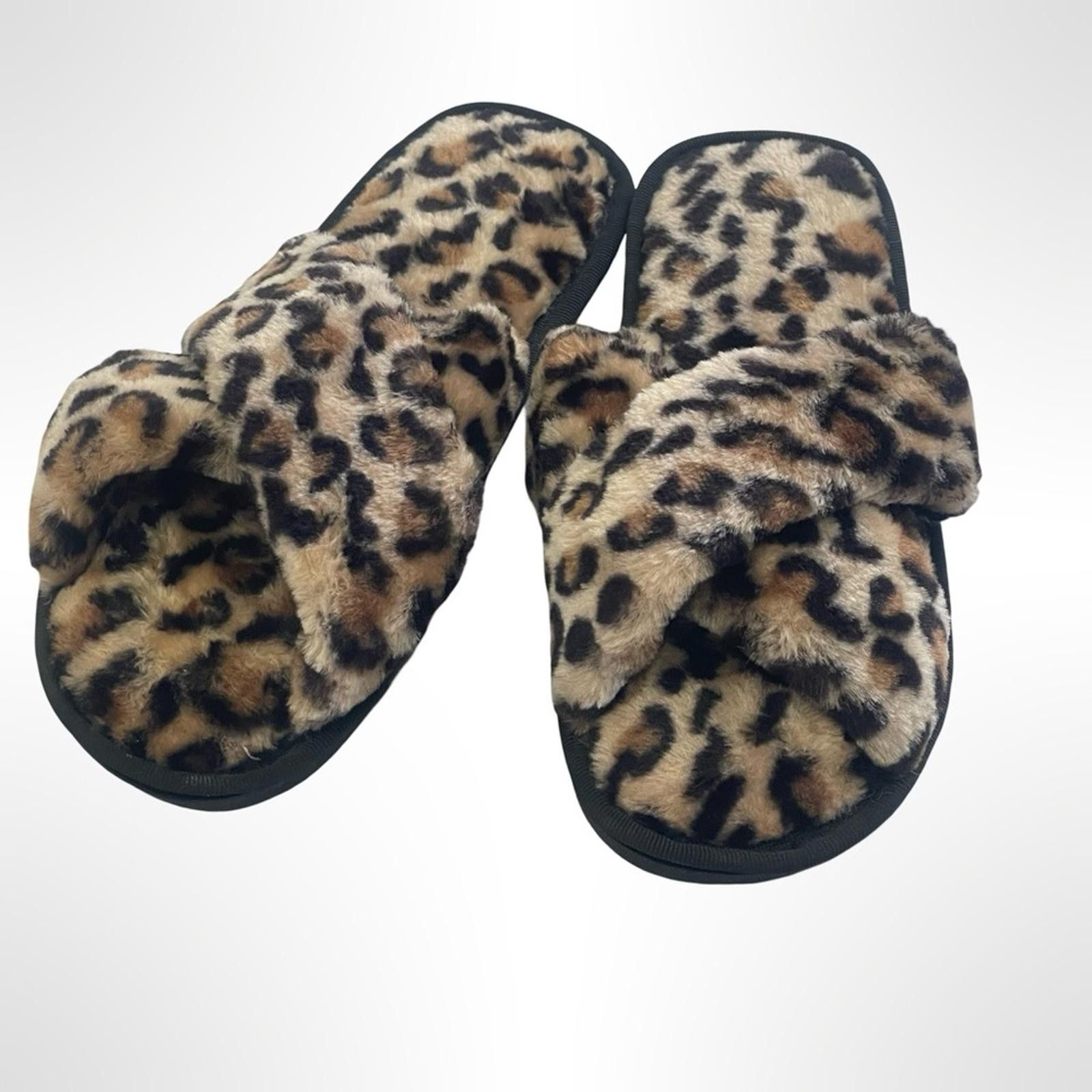 NBDN Nobrandedon Unbranded Leopard Print Fuzzy Slippers M Size US 7 / IT 37 - 1 Thumbnail