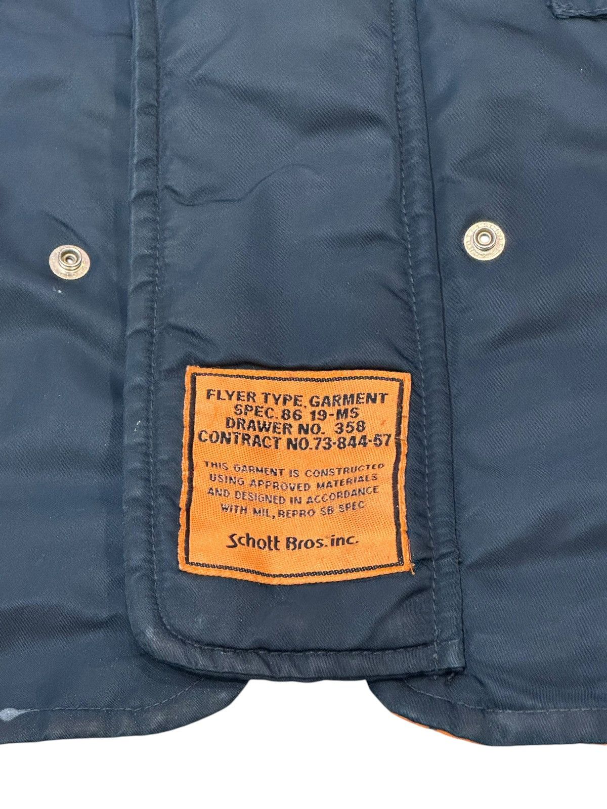 Schott Schott USA Flight Nylon 90s Vest Gilet Bodywarmer Medium Size US M / EU 48-50 / 2 - 6 Thumbnail