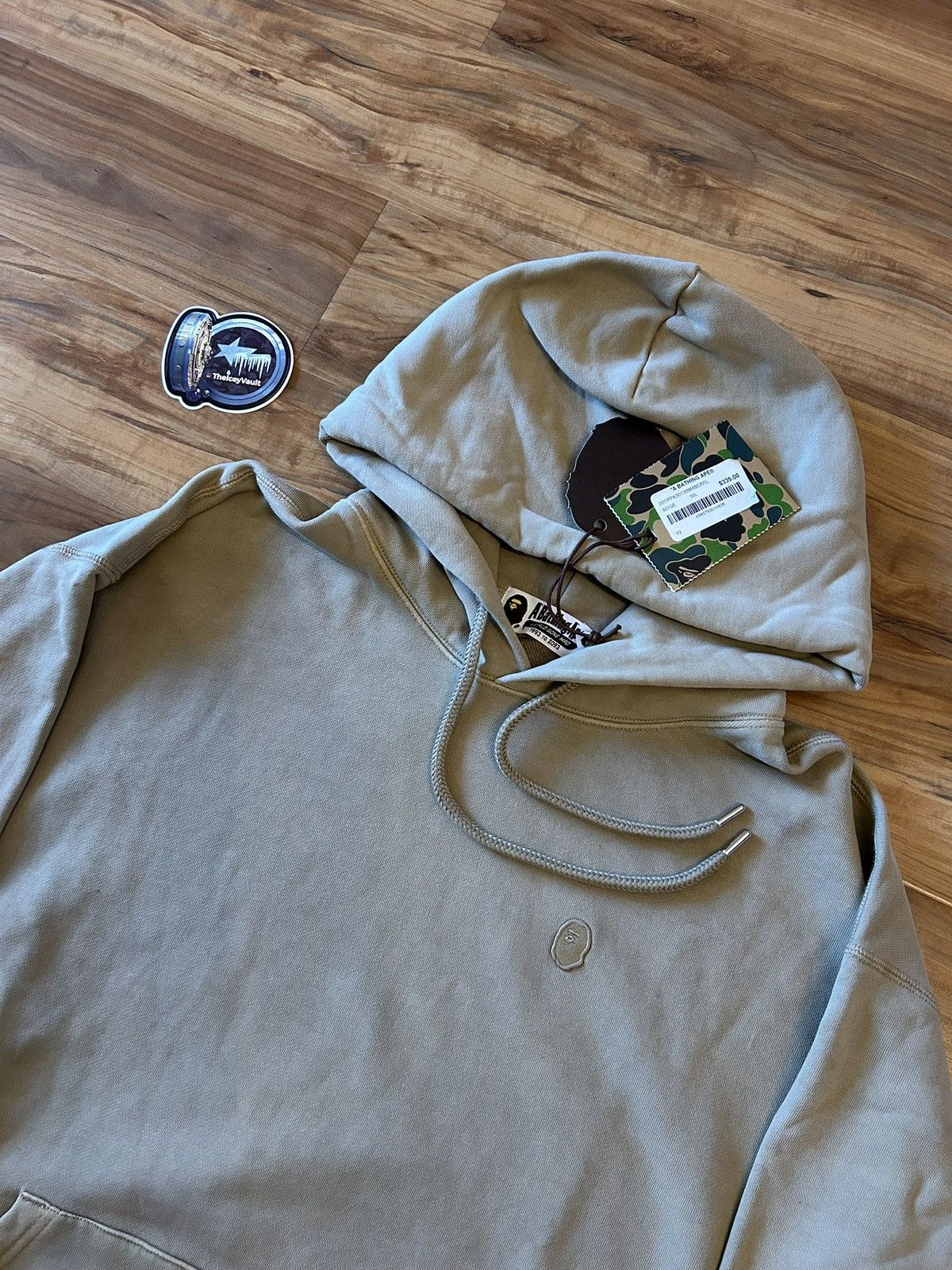 Bape NEW Bape Beige One Point Ape Face Pullover Hoodie Size US L / EU 52-54 / 3 - 2 Thumbnail