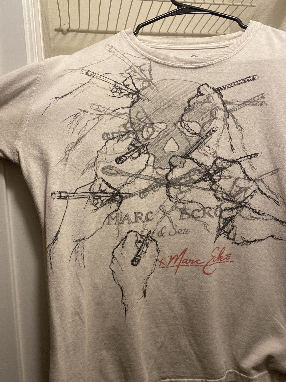 Other Marc Ecko vintage white graphic shirt Size US XL / EU 56 / 4 - 1 Thumbnail
