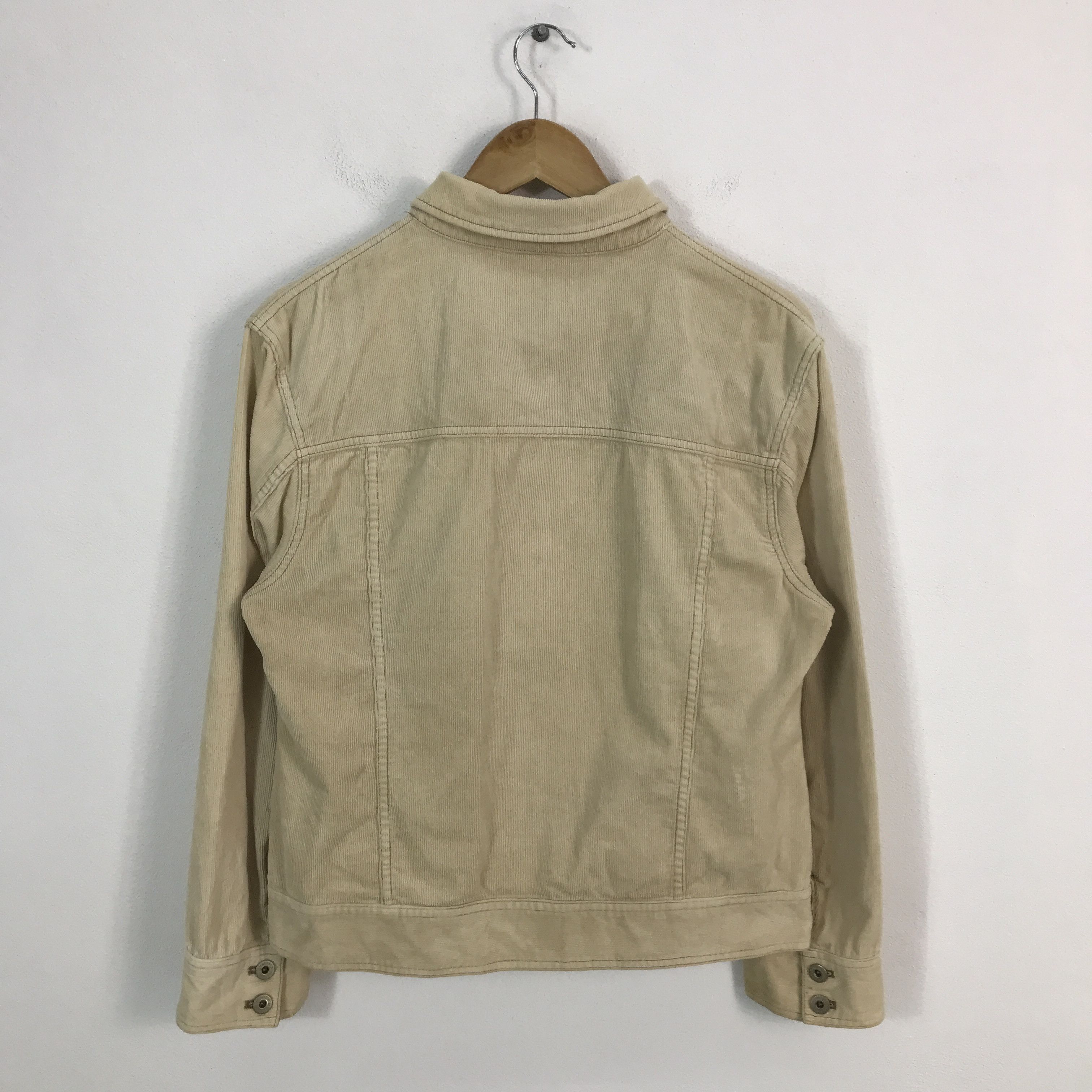 Burberry × Japanese Brand Burberrys Corduroy button jacket Size US M / EU 48-50 / 2 - 2 Thumbnail