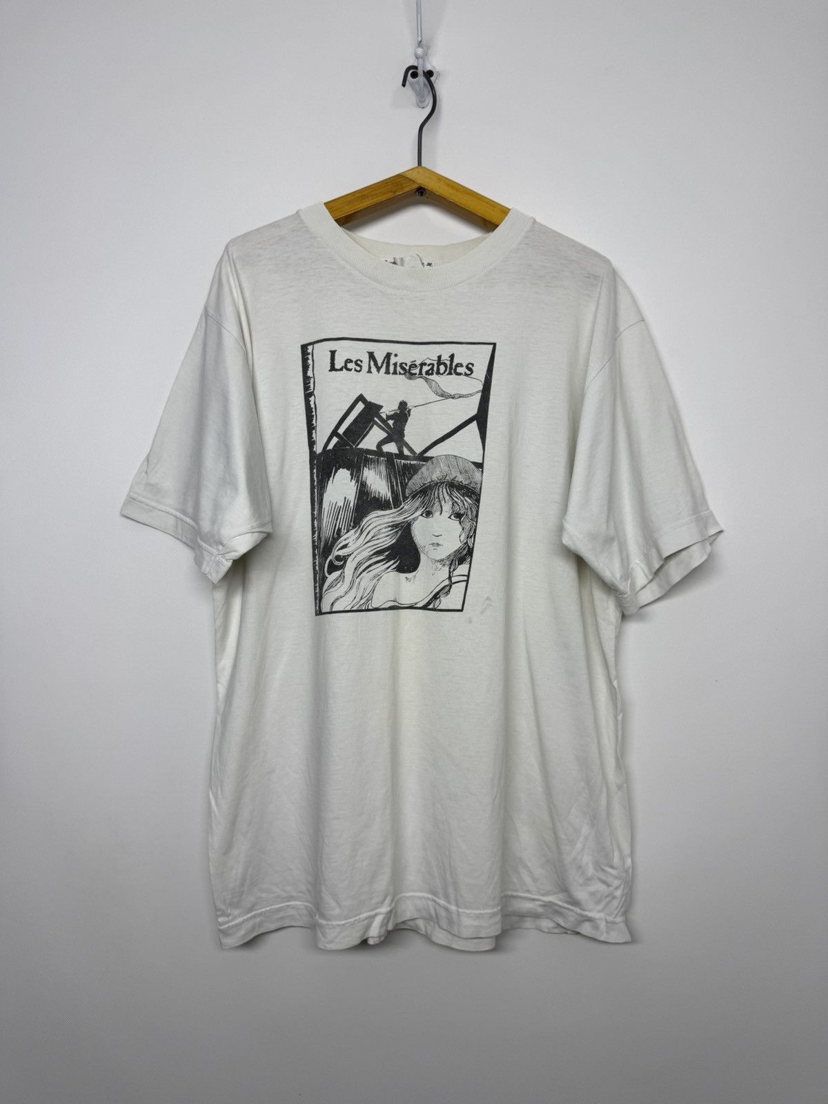 Vintage Vintage Les Miserables Big Logo T-Short 00’s Size US L / EU 52-54 / 3 - 1 Thumbnail