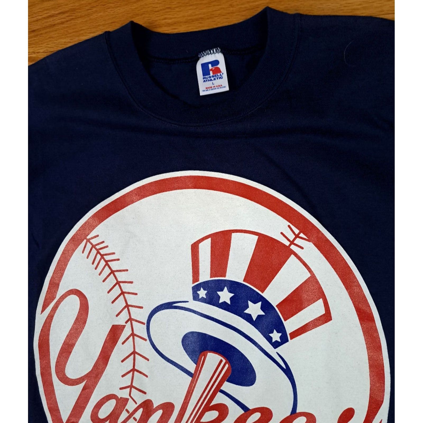 Vintage VINTAGE Yankees T-Shirt Russell USA Made 1994 Single Stitch Blue L Adult Men Boys? Unclear Size US L / EU 52-54 / 3 - 5 Thumbnail