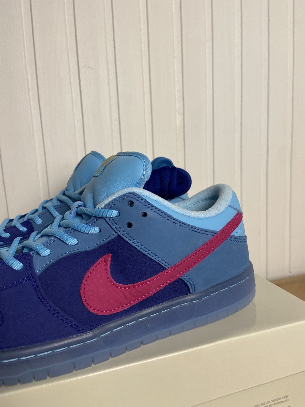 Nike New Nike SB Dunk Low "Run The Jewels" Size 10,5US Authentic Size US 10.5 / EU 43-44 - 2 Thumbnail
