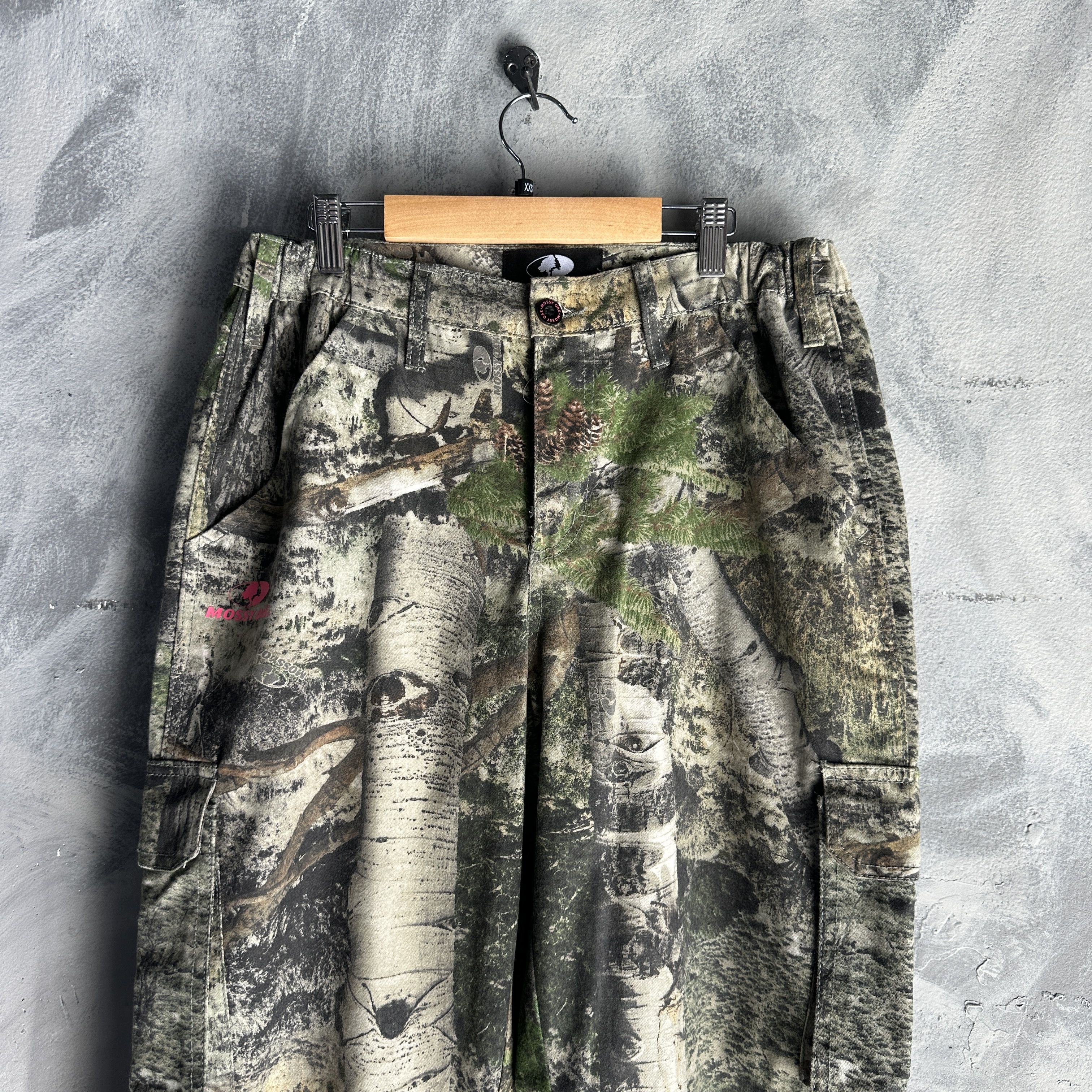 Levi's Vtg Realtree Camo Cargo Pants Mens 31x32 Medium Baggy Fit Size US 31 - 2 Thumbnail