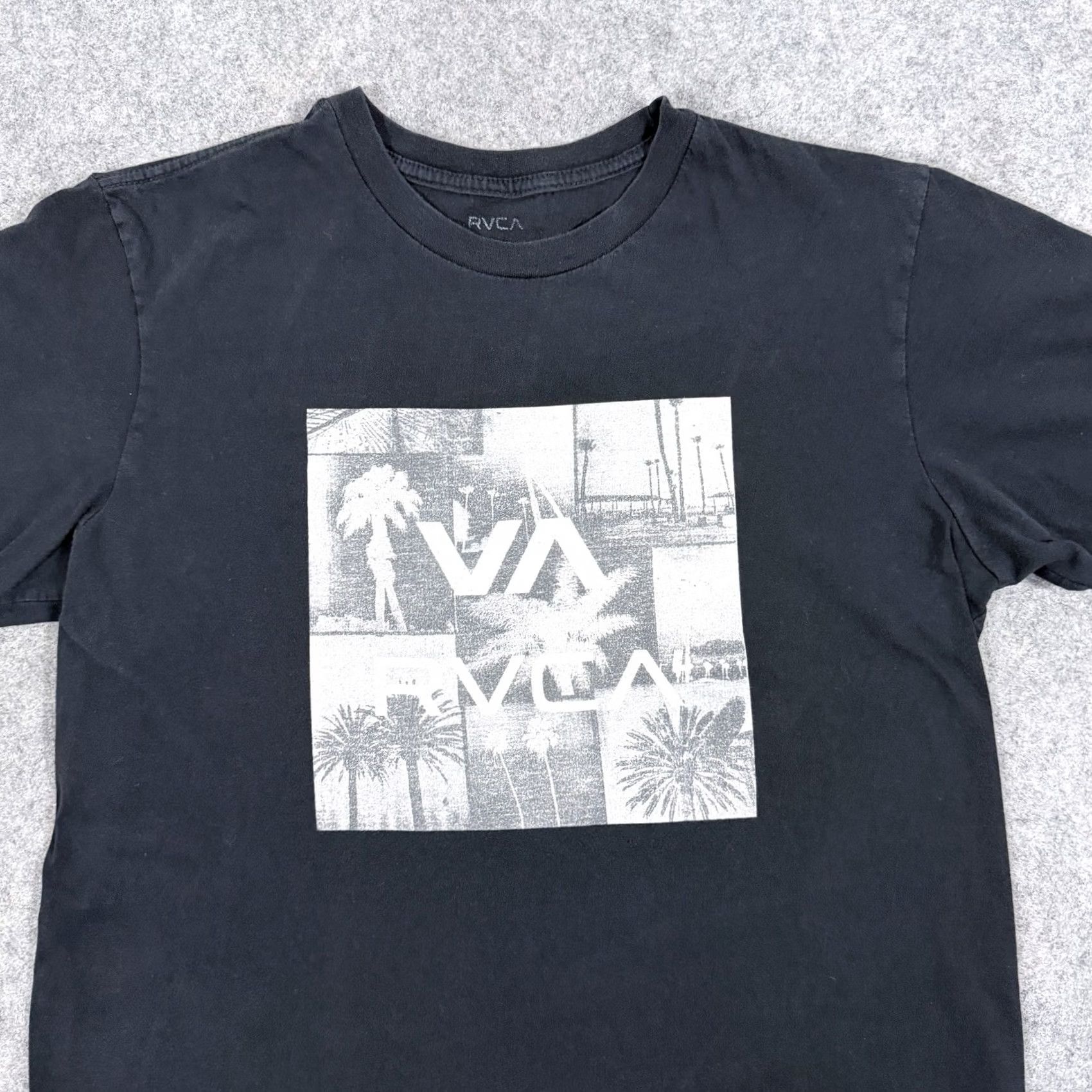 RVCA RVCA VA Graphic T-Shirt Men's Crewneck Short Sleeve Regular Fit Black Medium Size US M / EU 48-50 / 2 - 2 Thumbnail