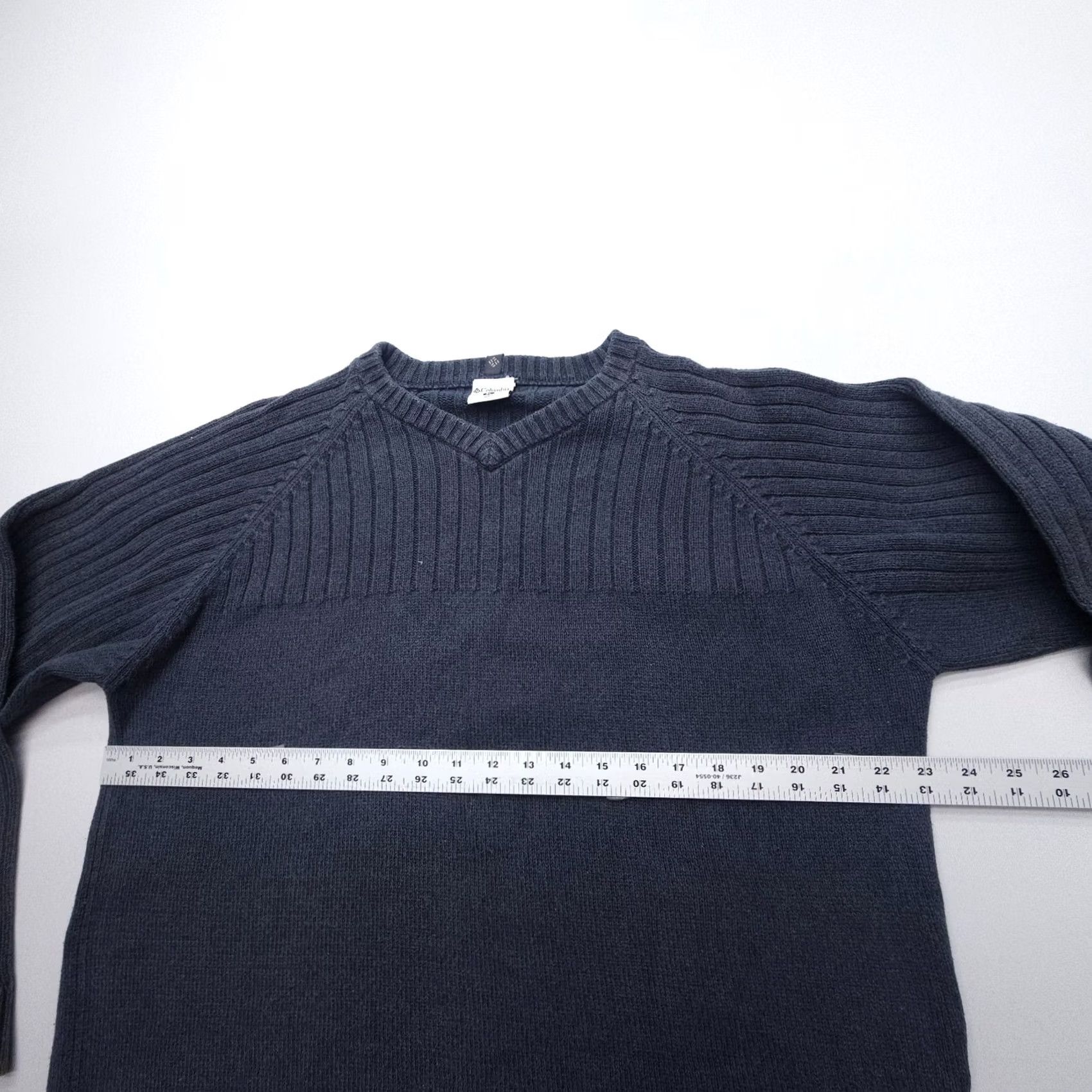 Vintage Columbia Sweater Mens XL Gray 100% Cotton V-Neck Pullover Knit Classic Outdoor Y2K Ribbed Logo Fall Winter Spring Summer All Seasons Size US XL / EU 56 / 4 - 7 Thumbnail
