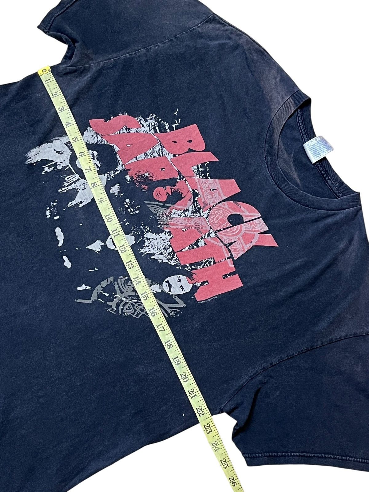 Band Tees Vintage y2k band BLACK SABBATH 2006 sunfaded tee shirts Size US XL / EU 56 / 4 - 11 Thumbnail