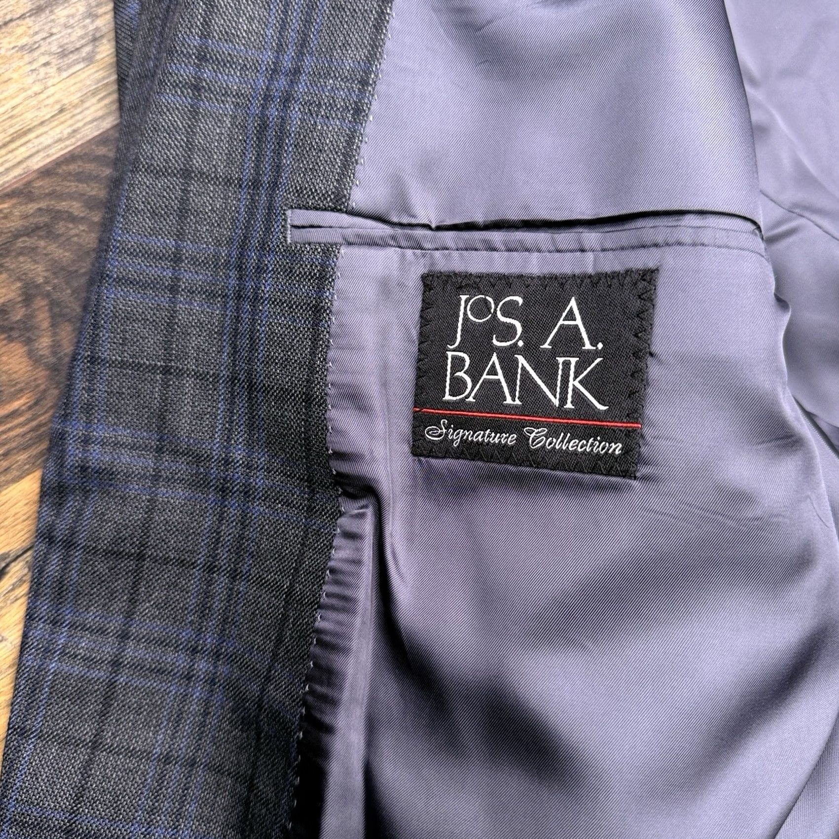 Jos. A. Bank Jos. A. Bank Signature Blazer 46R Gray Plaid Sport Coat Blazer Men Regular Wool Notch Lapel Double-Vented 2-Button Front Dry Clean Only Size 46R - 6 Thumbnail