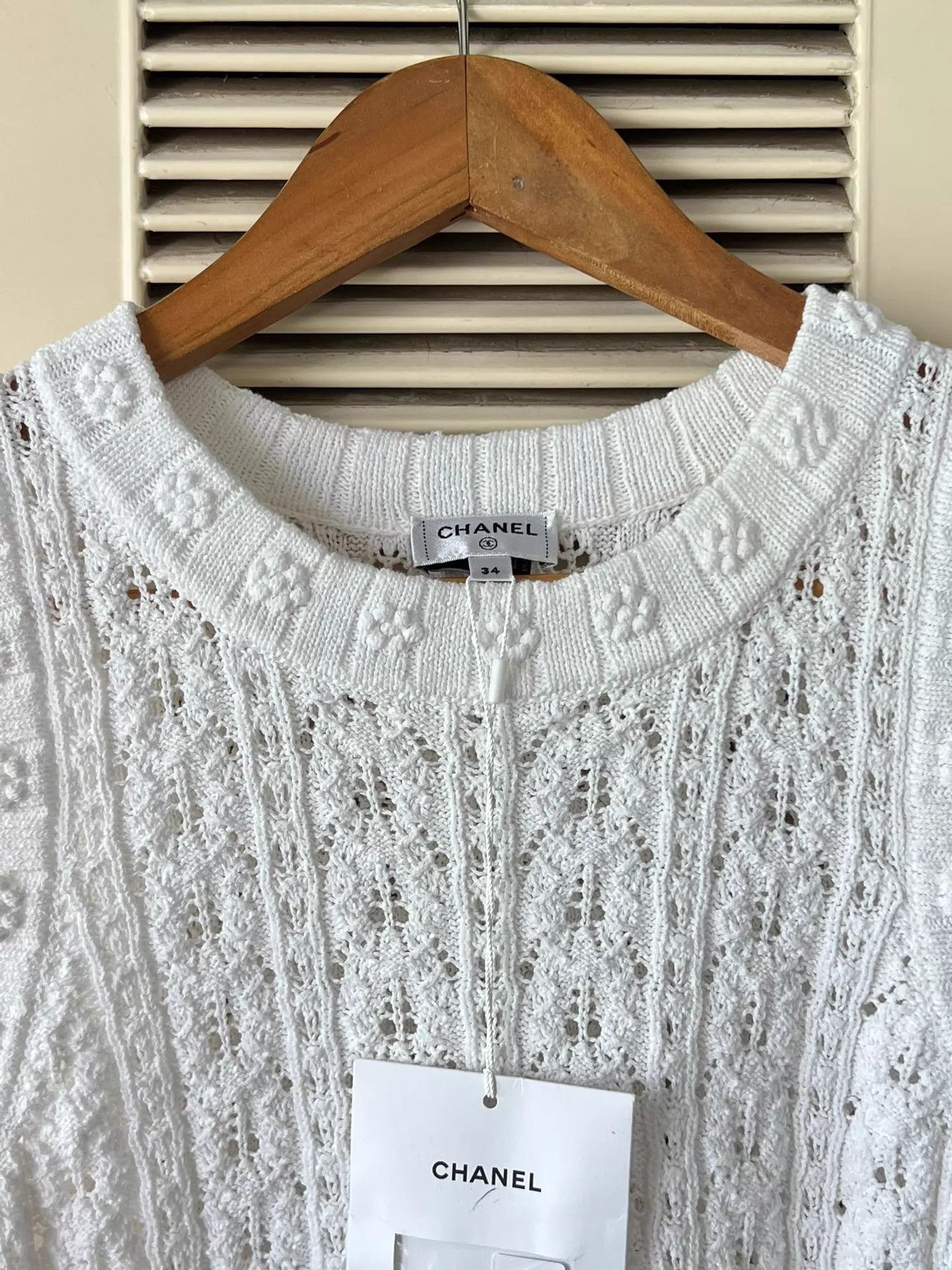 Chanel CHANEL White Crochet Openwork Knit Vest 34 Size XS / US 0-2 / IT 36-38 - 3 Thumbnail