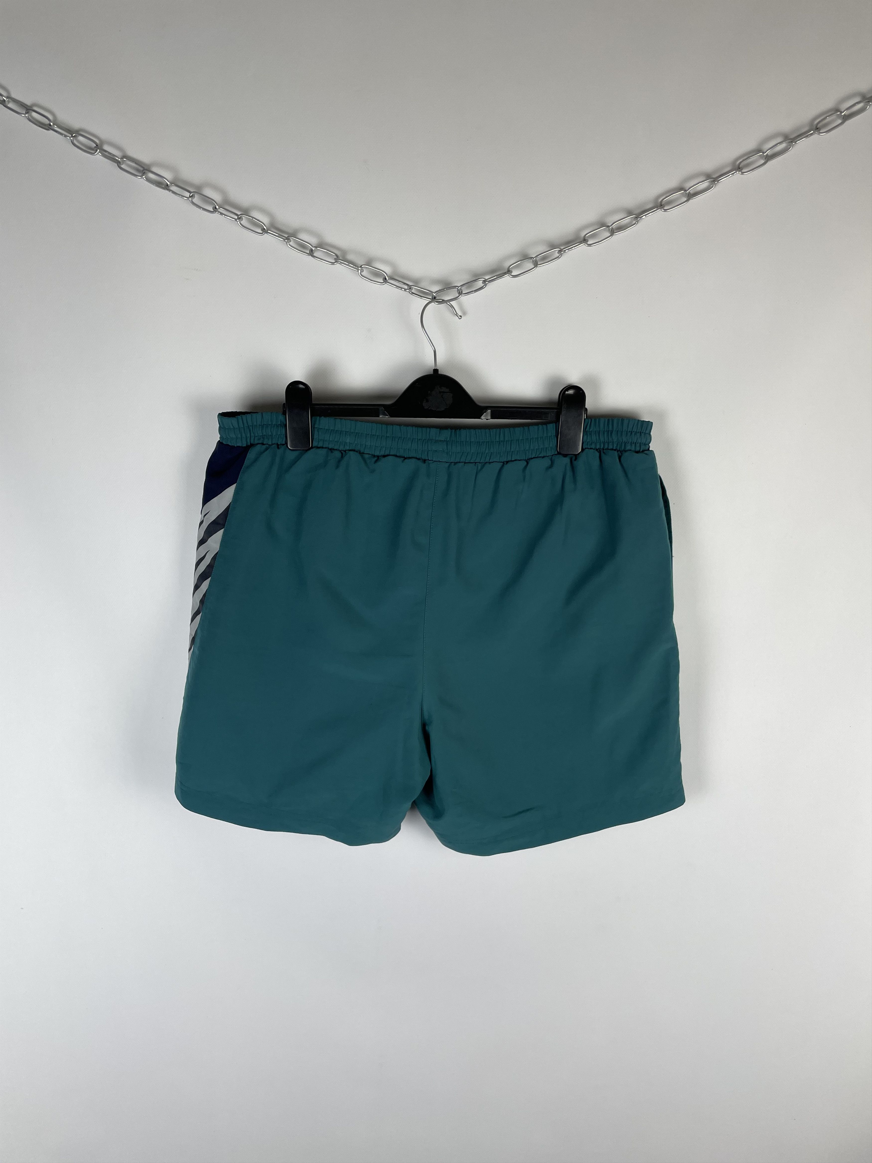 Adidas Vintage Adidas Shorts 90s Size US 32 / EU 48 - 6 Thumbnail