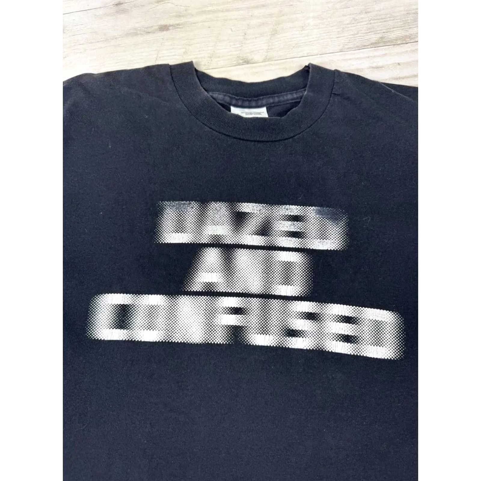 Vintage Vintage Dazed And Confused 90s Band T Shirt Black Men Size M Size US M / EU 48-50 / 2 - 2 Thumbnail