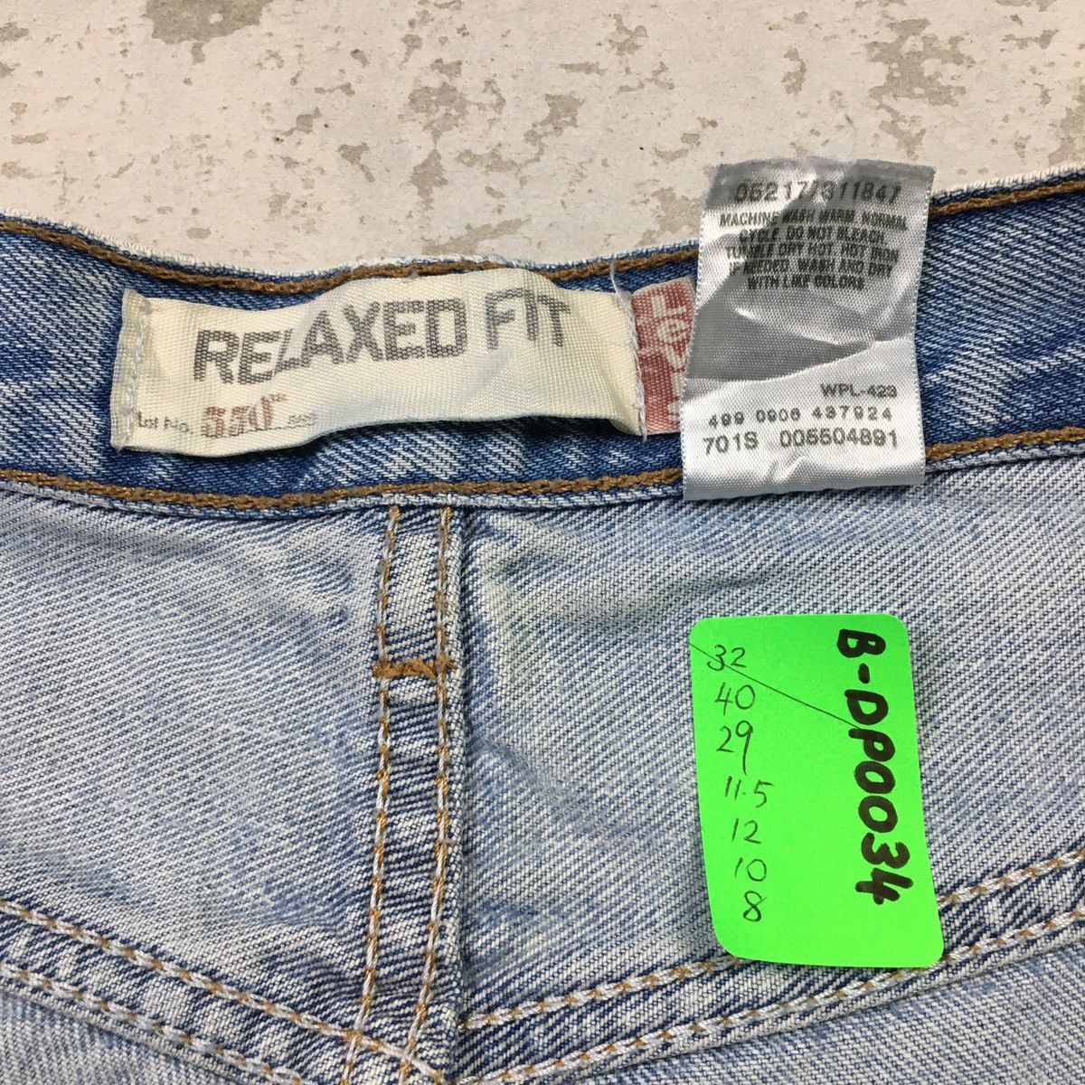 Levi's Levis 550 Relaxed Fit Vintage Y2K Jeans Size US 32 / EU 48 - 9 Thumbnail