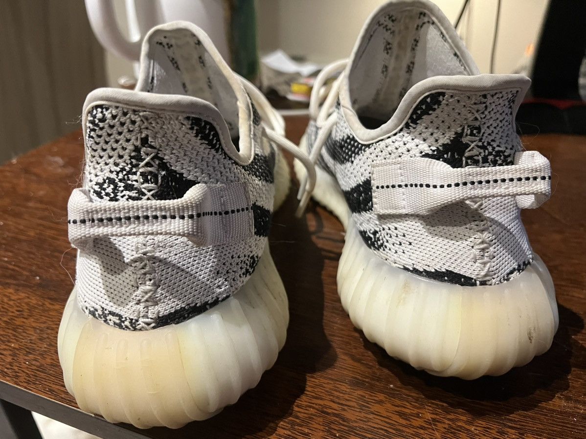 Adidas Yeezy boost 350v2 zebra sz10 Size US 10 / EU 43 - 3 Thumbnail