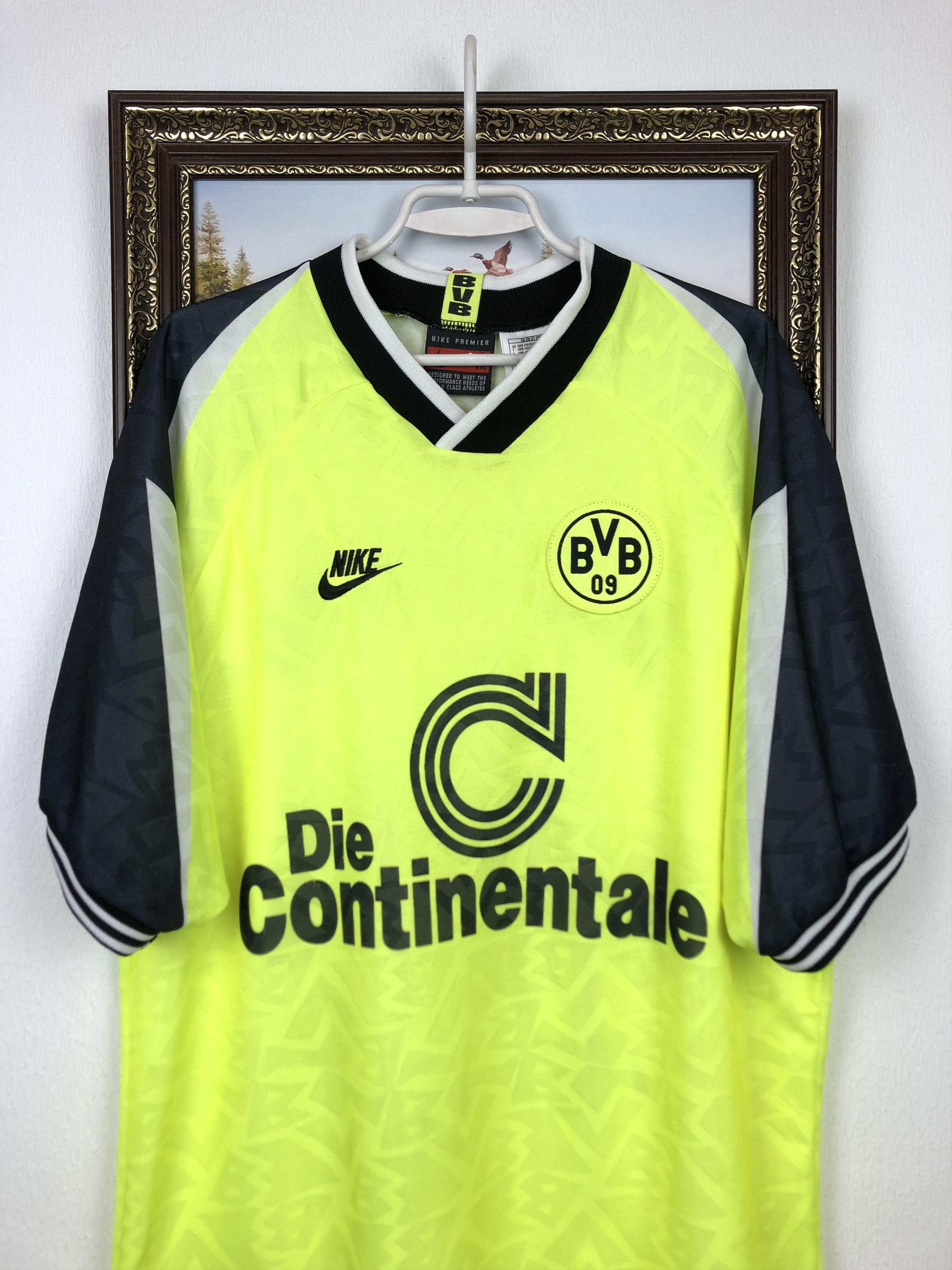 Nike Borussia Dortmund football shirt 1996 Nike Deutscher Tee Size US XXL / EU 58 / 5 - 2 Thumbnail