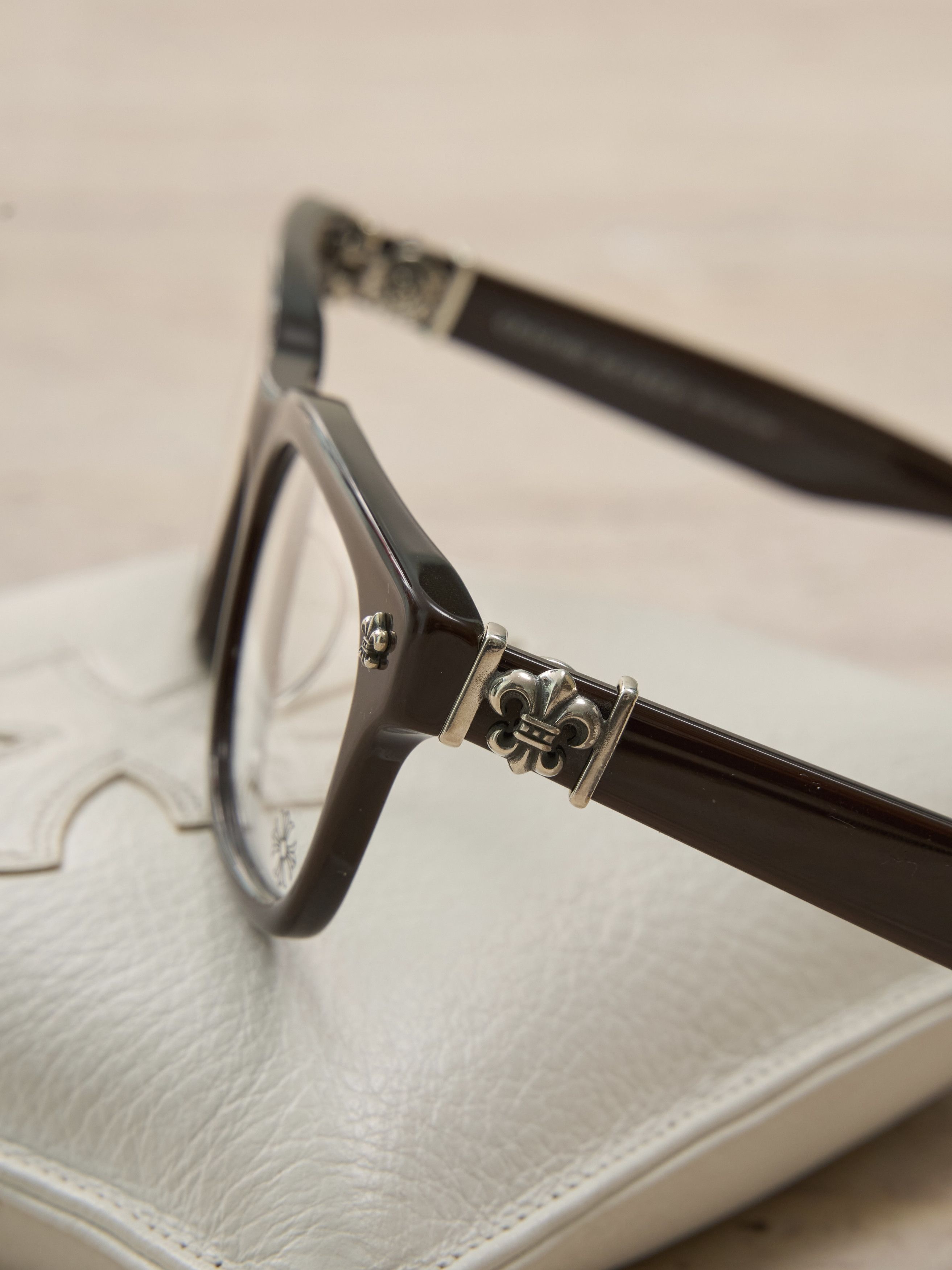 Chrome Hearts CHROME HEARTS GITTIN ANY-A CLASSIC BROWN Size ONE SIZE - 11 Thumbnail
