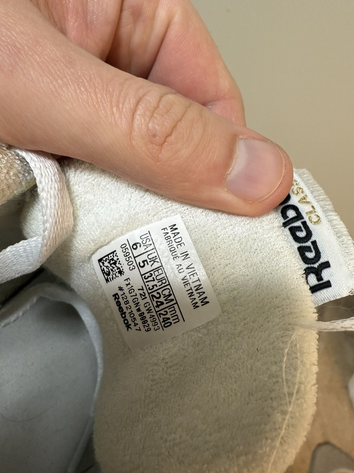 Maison Margiela × Reebok Maison Margiela & Reebok Shoes Size US 6 / IT 36 - 10 Thumbnail