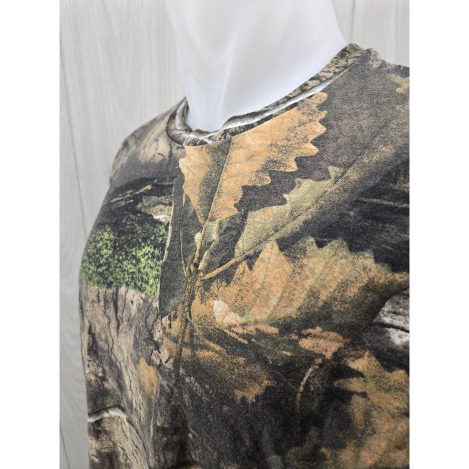 Vintage VINTAGE Mossy Oak Scent Control Short Sleeve Crew Neck Mens Shirt Camo Large T Shirt Size US L / EU 52-54 / 3 - 5 Thumbnail