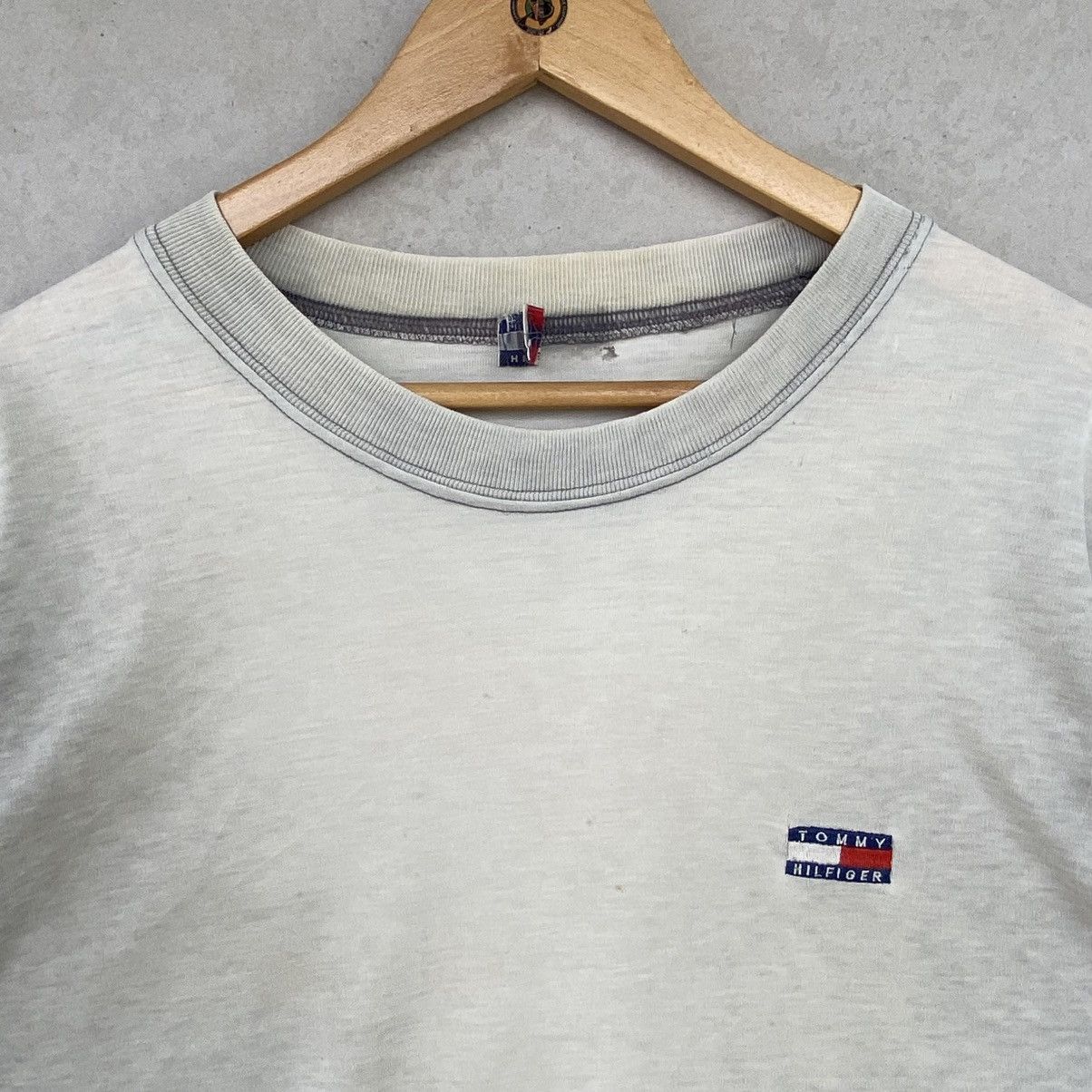 Other Vintage Tommy Hilfiger Pullover Jumper Size L Size US L / EU 52-54 / 3 - 4 Thumbnail