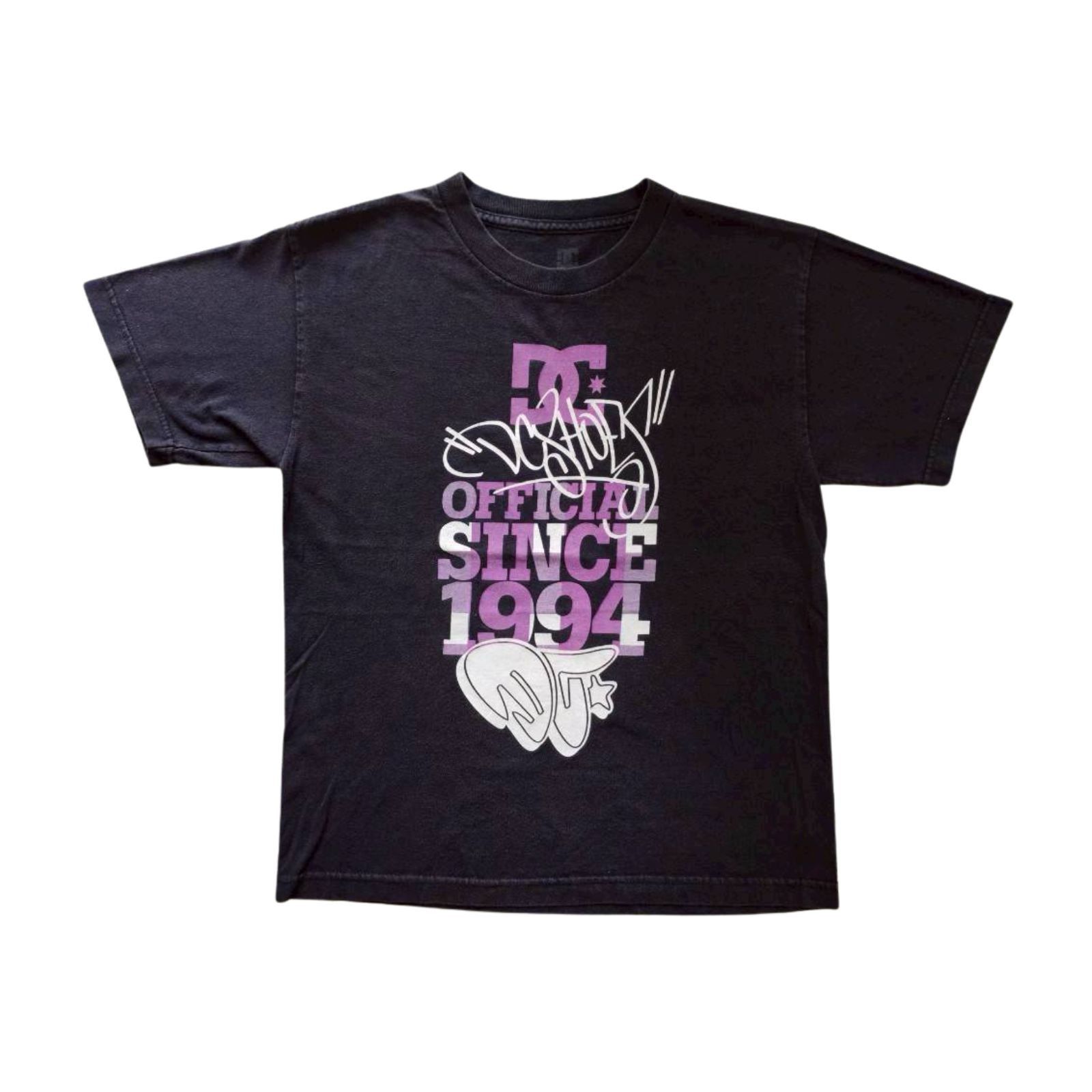 DC 00's dc skateboard brand logo vintage t shirt 18/24 Size US S / EU 44-46 / 1 - 1 Thumbnail