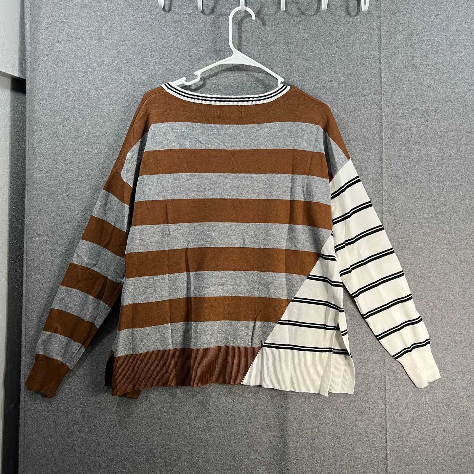 Other Attitudes by Renee Women's Top Intarsia Striped Sweater Size M / US 6-8 / IT 42-44 - 2 Thumbnail