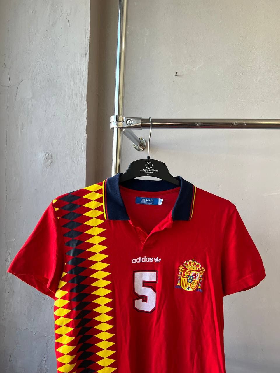 Adidas 1996 SPAIN TEAM OFFICIAL RETRO HONE SOCCER FOOTBALL JERSEY M Size US M / EU 48-50 / 2 - 3 Thumbnail