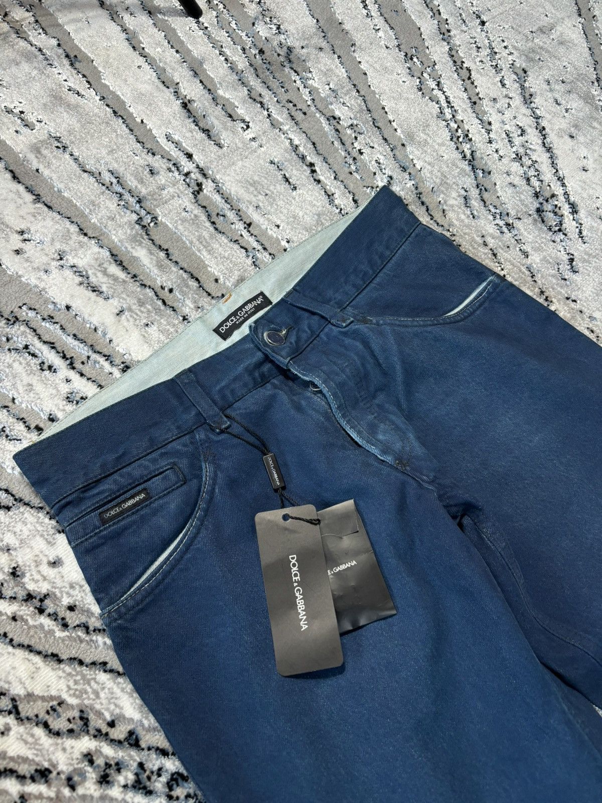 Designer Dolce Gabbana Metal Logo Washed Denim Jeans Painted Margiela Size US 32 / EU 48 - 2 Thumbnail