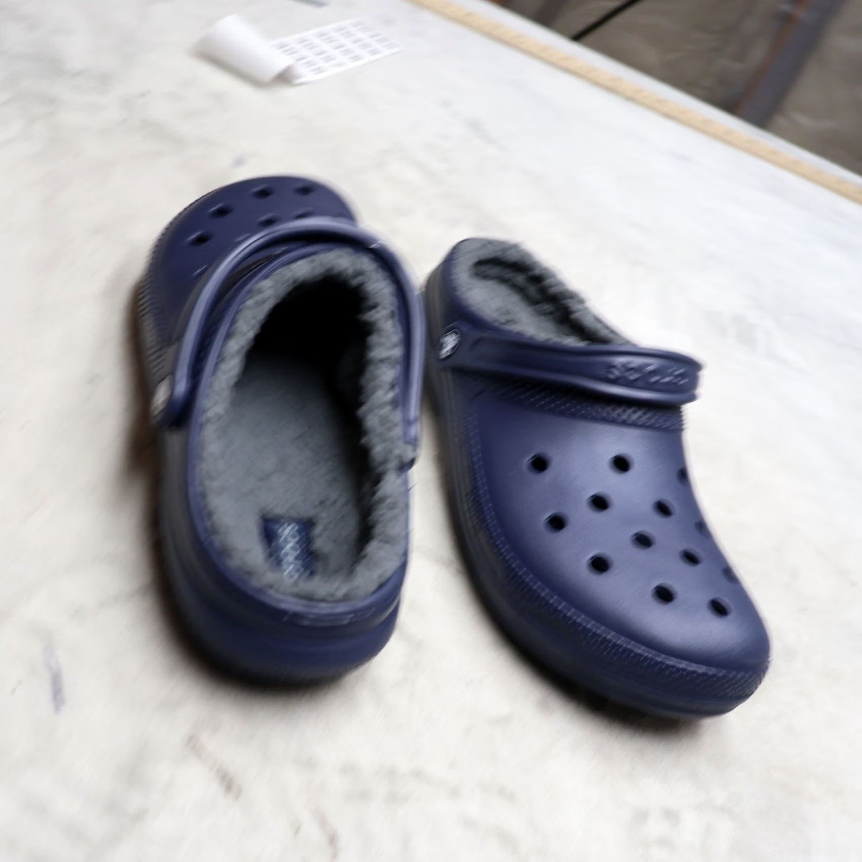 Men’s Insulated Slip-On Shoes Blue Fleece Lined EU 46 Comfort Casual Crocs Clog Blue Classic Lined Fleece Comfort Slip On Indoor  main image 2