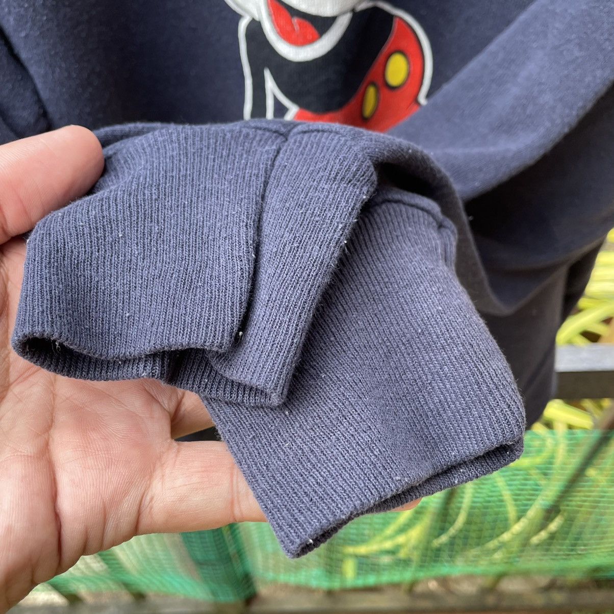 Mickey Mouse 🔥Vintage 80s Mickey Mouse OG Design Jumper Sweatshirts Size US M / EU 48-50 / 2 - 9 Thumbnail