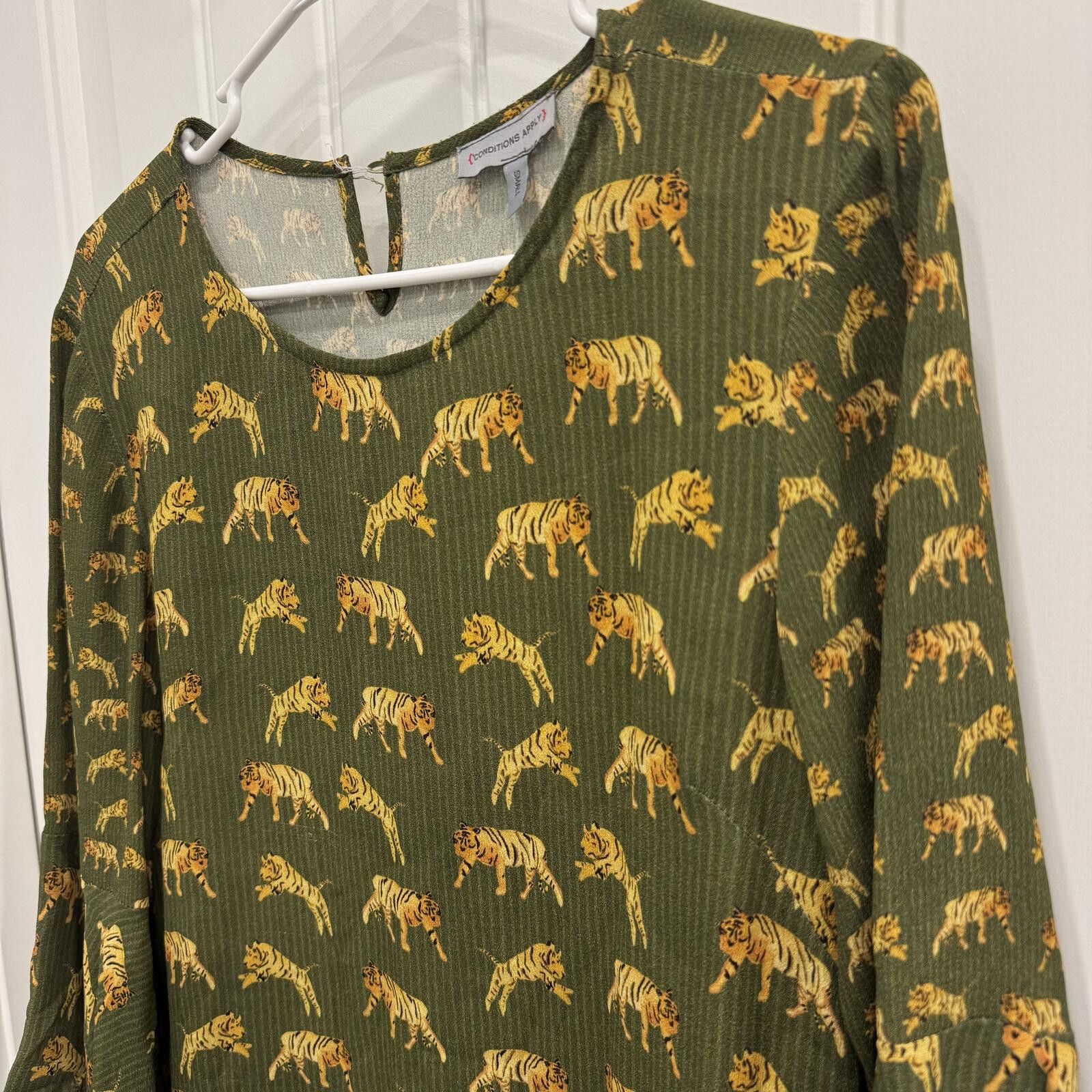 Other Conditions Apply Anthropologie Green Tiger Print Dress Small Size S / US 4 / IT 40 - 3 Thumbnail