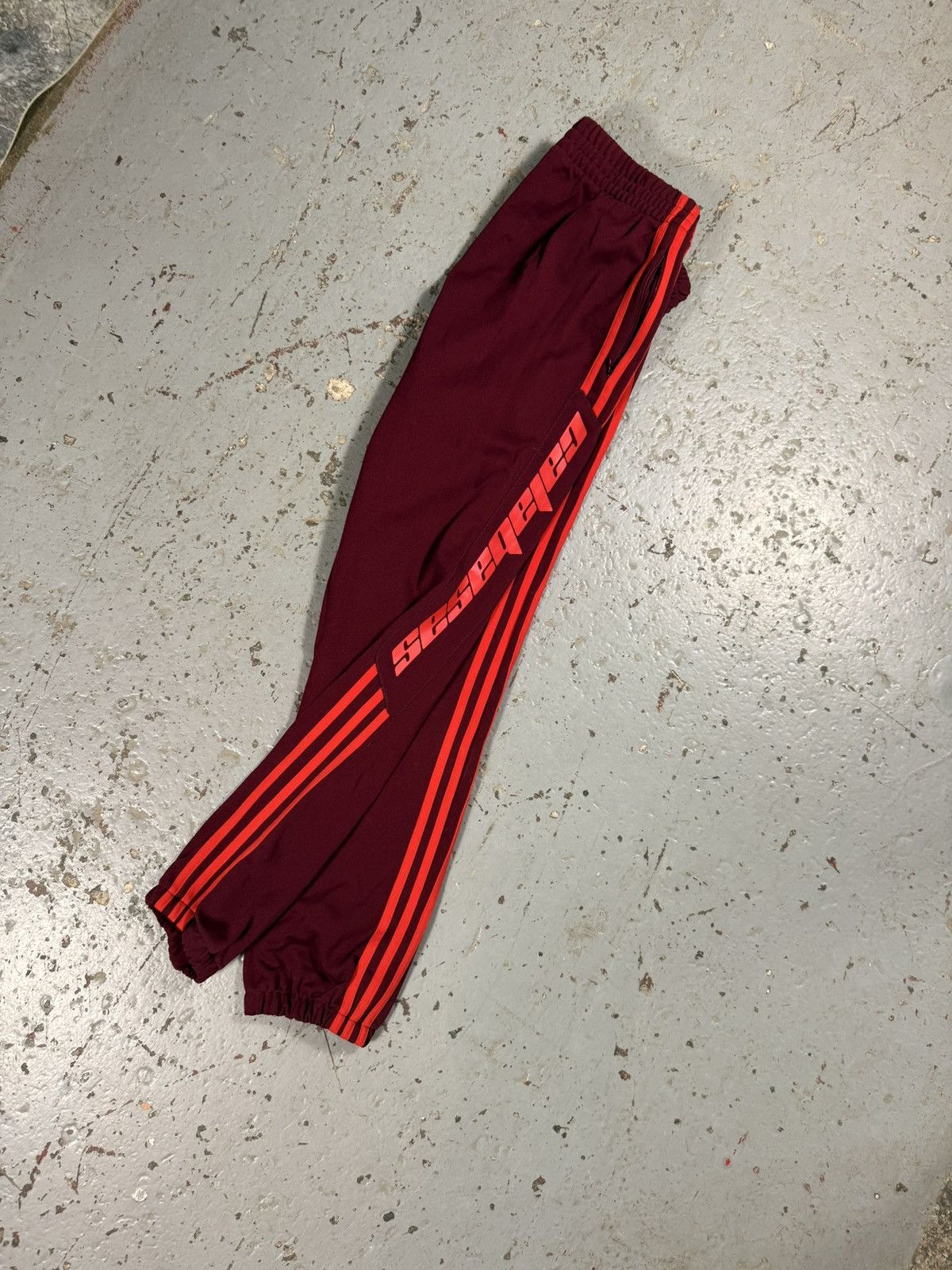 Yeezy Adidas Calabasas Yeezy Sweat Pant Joggers Size US 30 / EU 46 - 1 Thumbnail