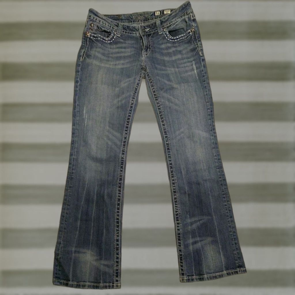 Miss Me Miss Me Jeans Women's Blue Bootcut 32x30 Denim Embroidered Rhinestone Studded Fleur-de-lis 5-Pocket Modern Regular Mens Womens Girls Size 24" / US 00 / IT 34 - 1 Thumbnail