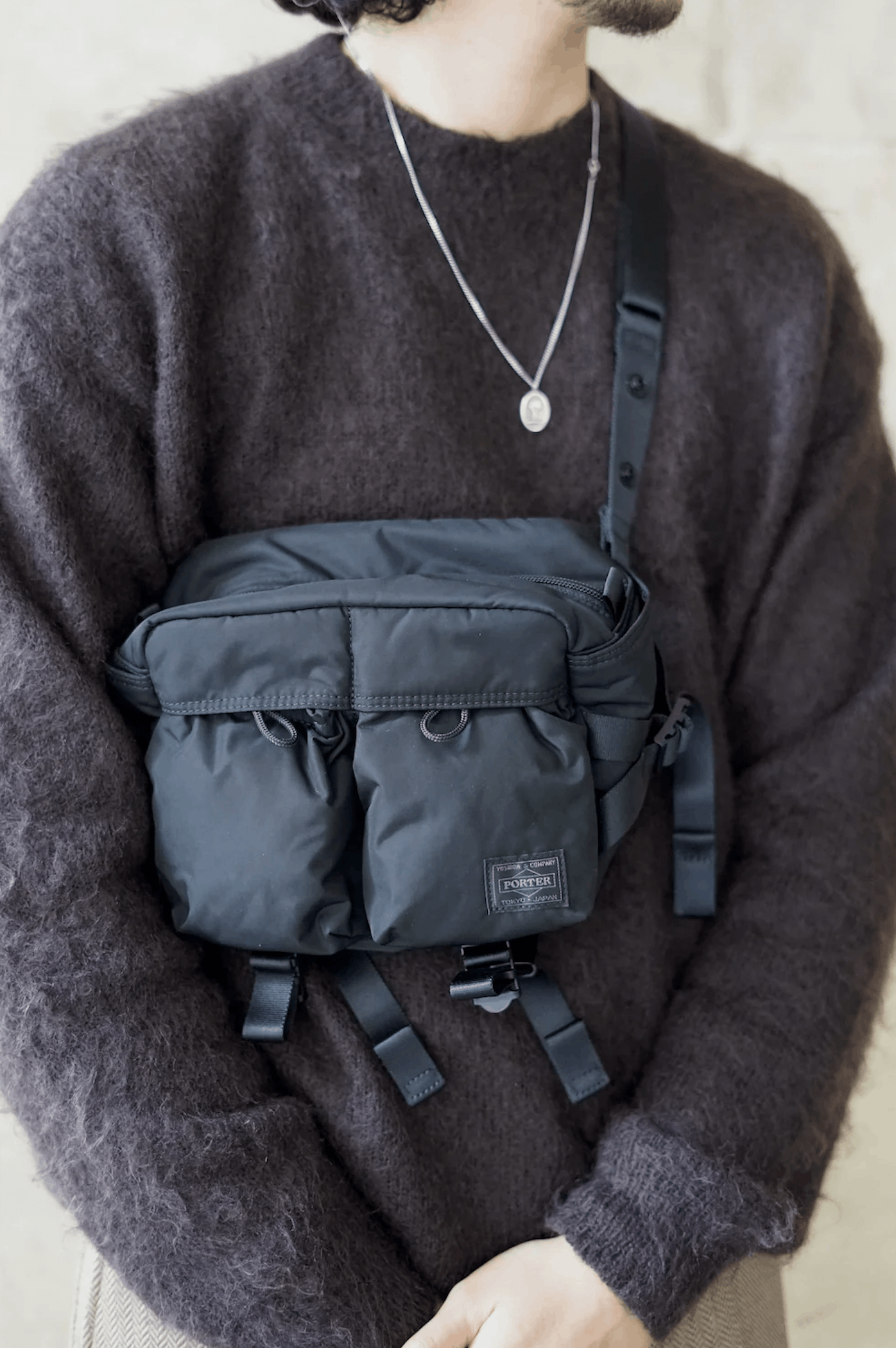 Porter-Yoshida & Co Porter Yoshida & Co. Senses Shoulder