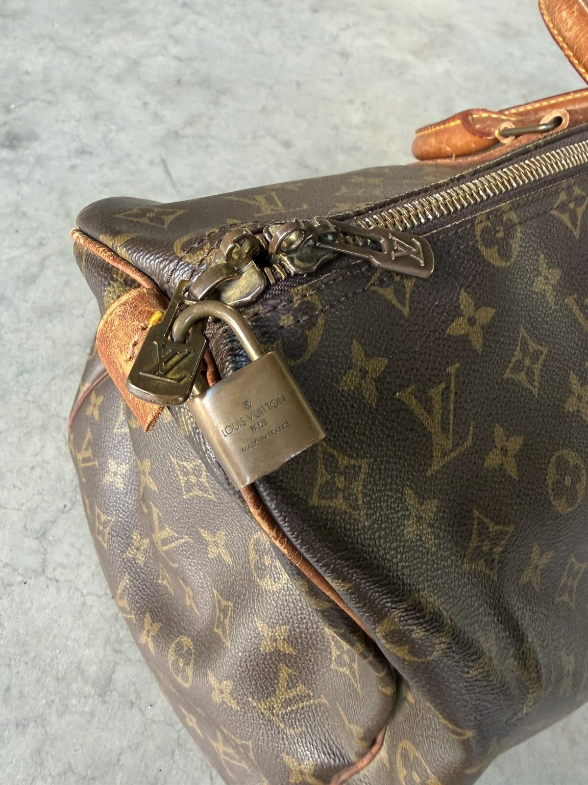 Louis Vuitton Louis Vuitton Duffle Bag Size ONE SIZE - 3 Thumbnail