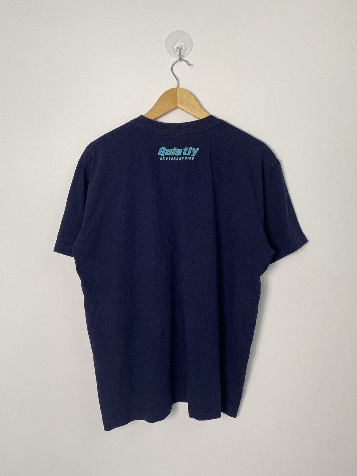 Japanese Brand Vintage Quietly Snowboard T-shirt Size US L / EU 52-54 / 3 - 5 Thumbnail