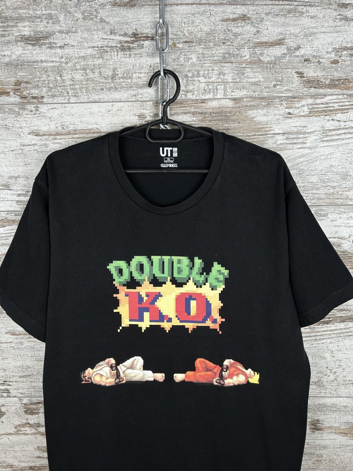 Japanese Brand × Uniqlo Mens Vintage Uniqlo Capcom T-shirt y2k Japanese style tee Size US XL / EU 56 / 4 - 2 Thumbnail