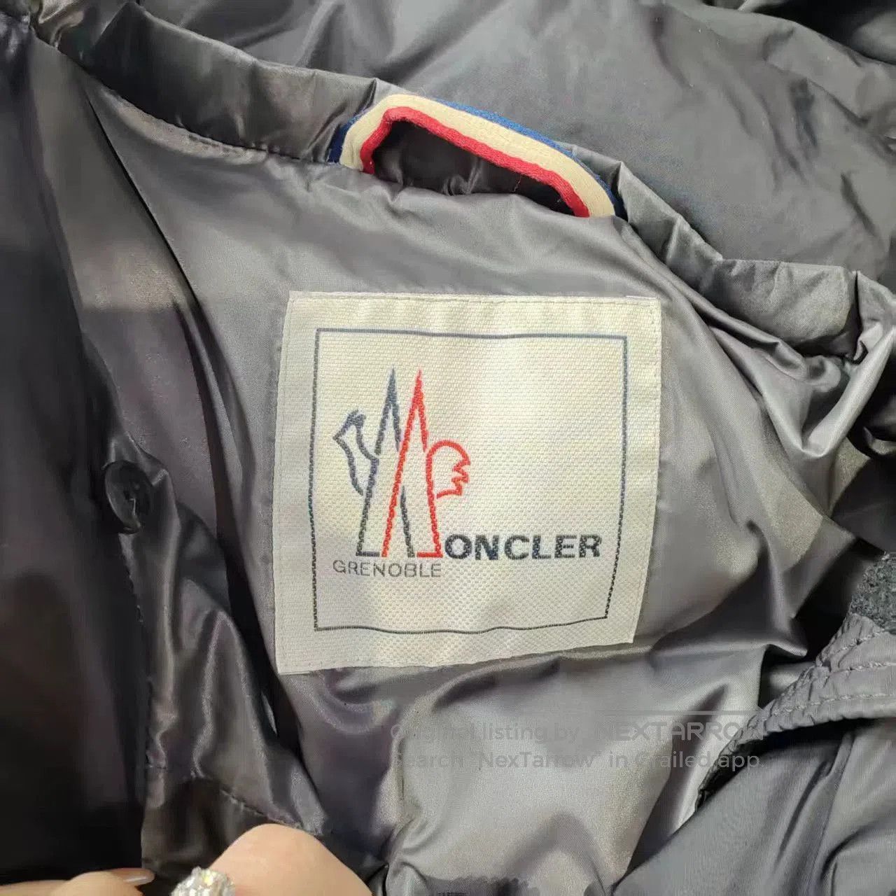 Moncler moncler black puffer jacket for skiing. Size US M / EU 48-50 / 2 - 3 Thumbnail