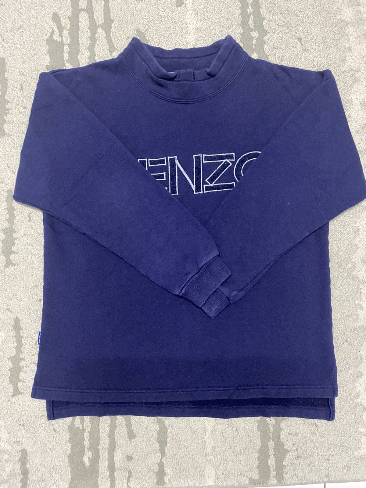 Kenzo Vintage Kenzo Spell Out Navy Blue Sweatshirt Size US L / EU 52-54 / 3 - 1 Thumbnail