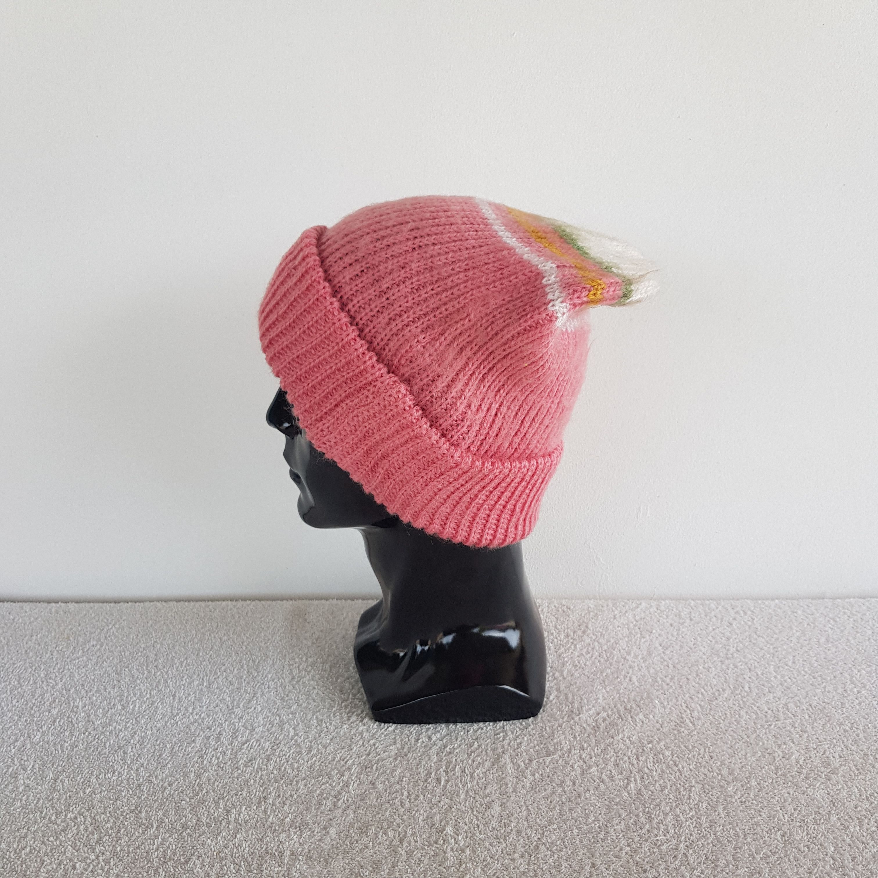 Disney Vintage 80s Mickey Mouse Beanie Ribbed Knit Snow Caps Hats. Size ONE SIZE - 4 Thumbnail